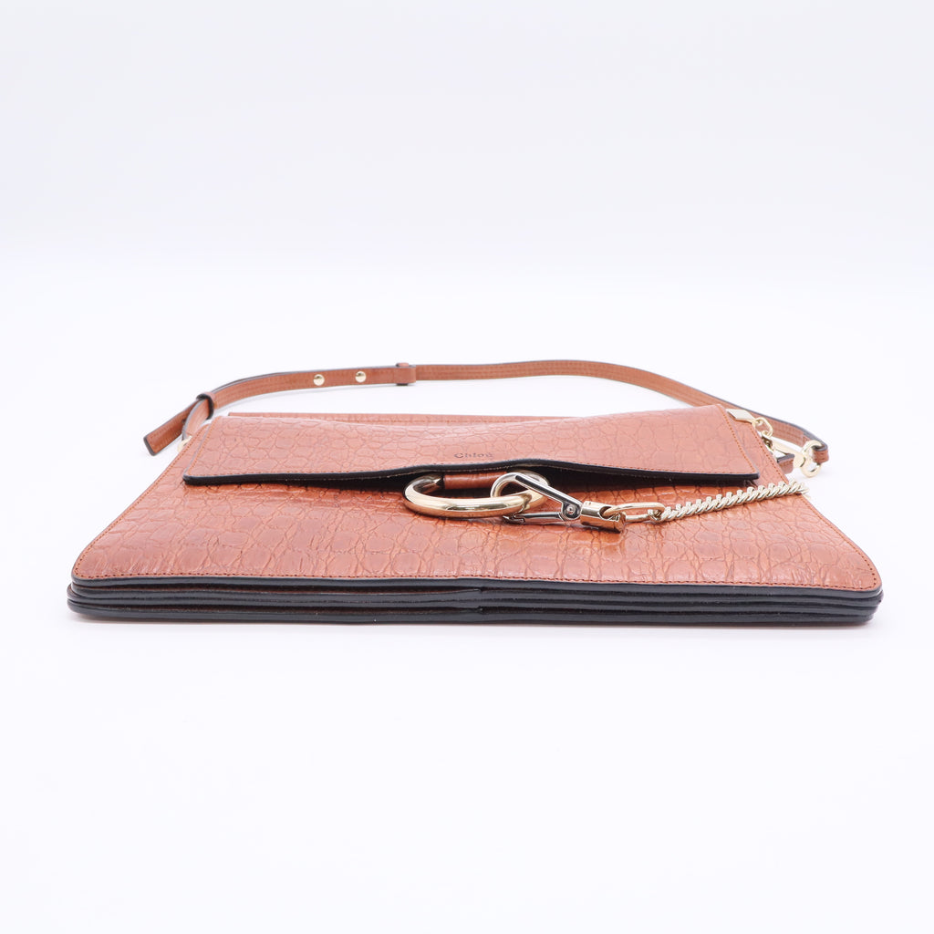 Faye Shoulder Bag Leather Medium  B20572