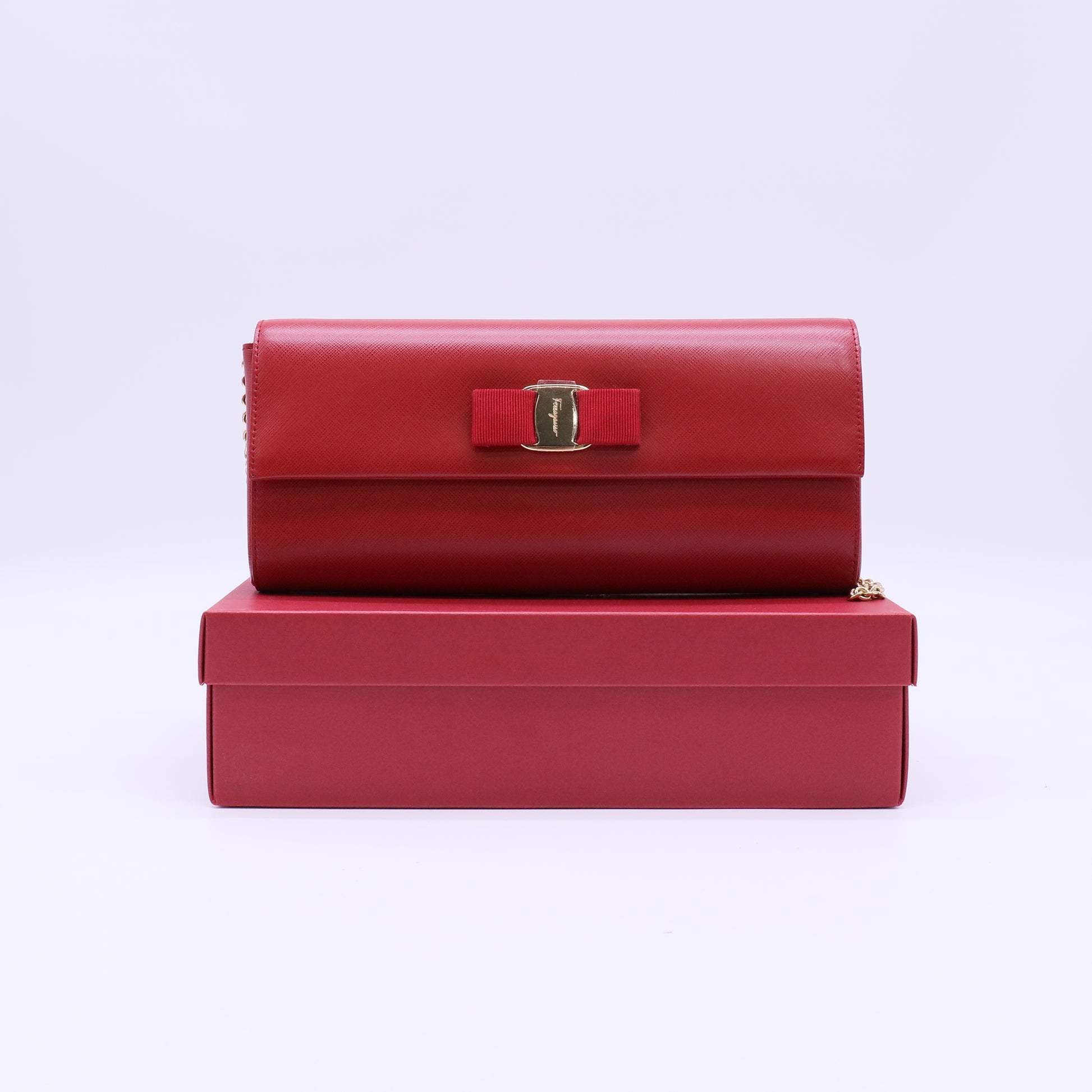 Ferragamo Vara Bow Flap Wallet on Chain W22095