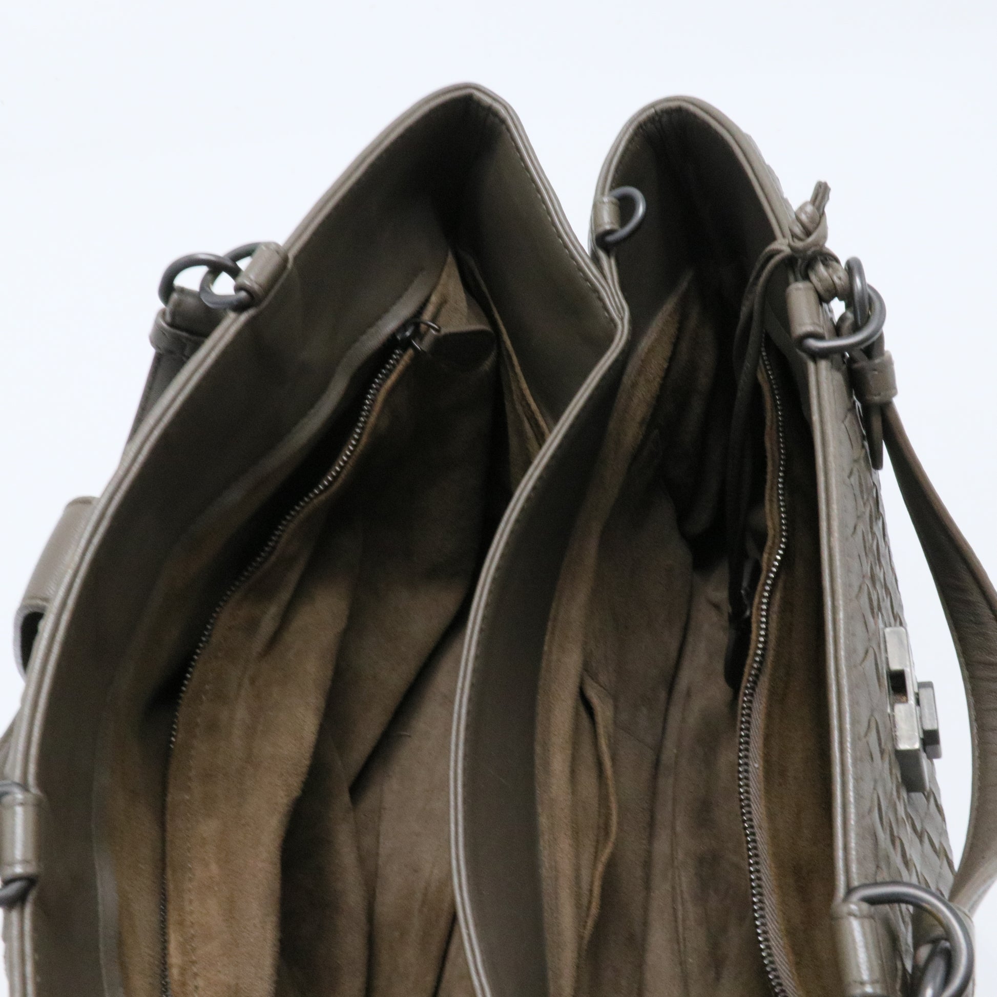 Nappa Intrecciato Medium Roma Bag