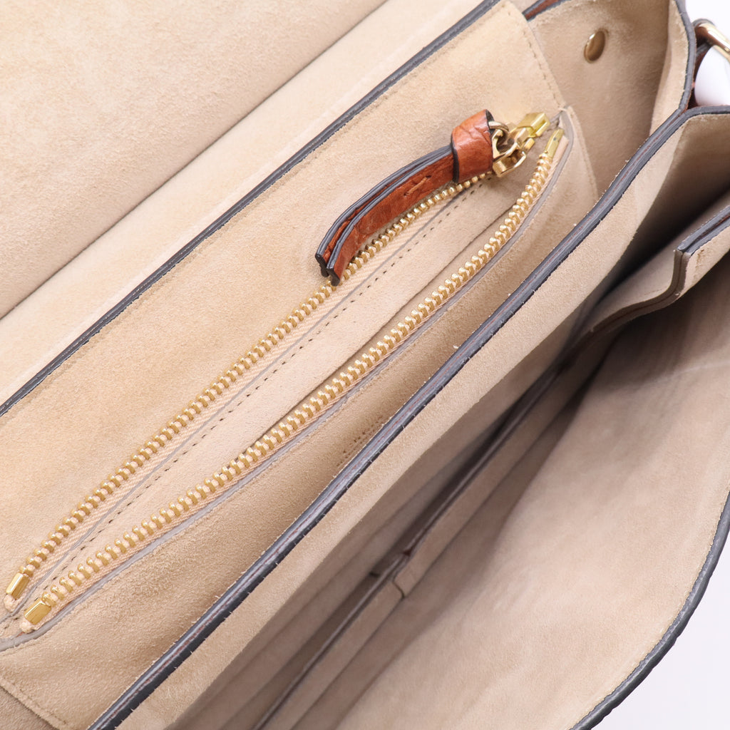 Faye Shoulder Bag Leather Medium  B20572