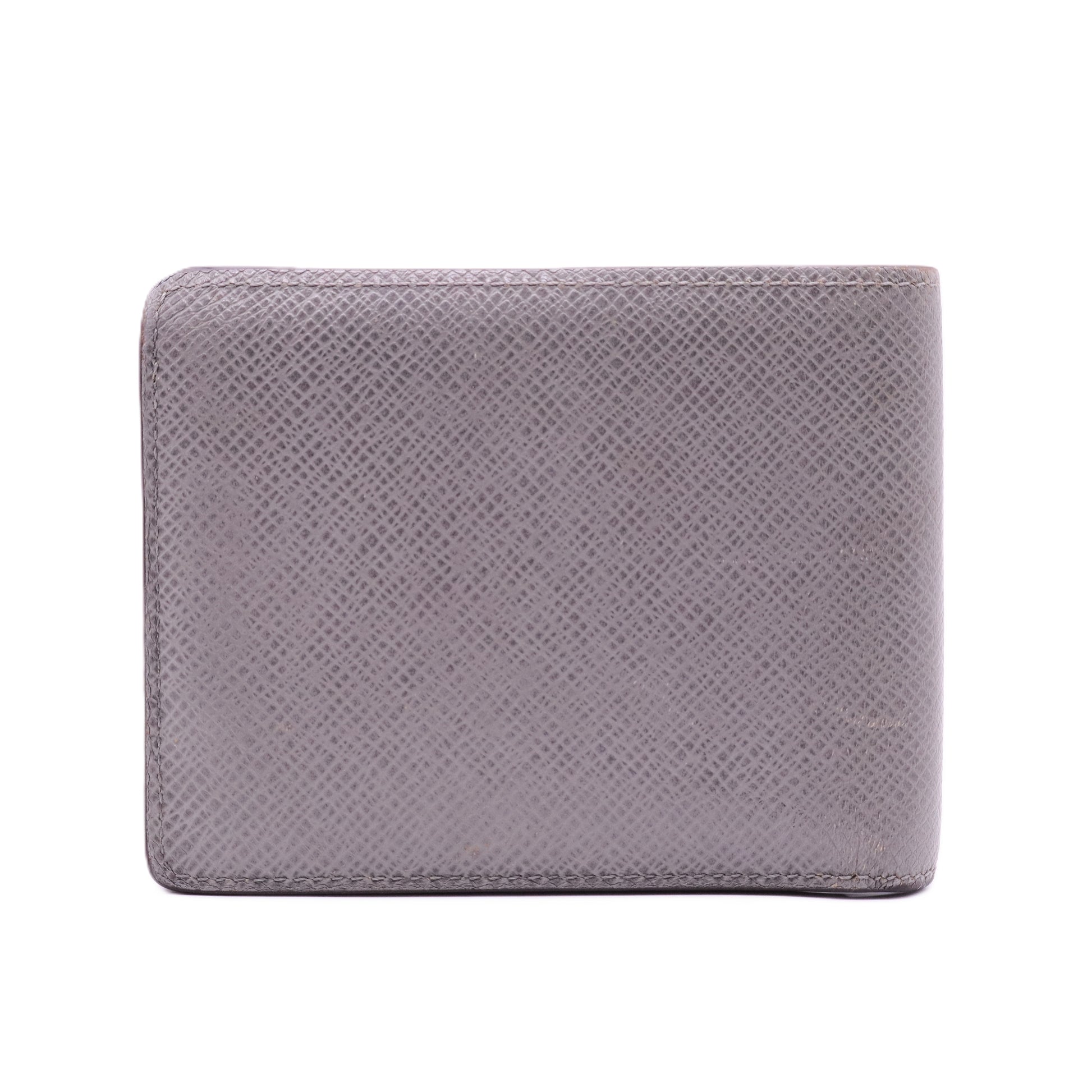 Louis Vuitton Grey Taiga Leather Bifold Wallet