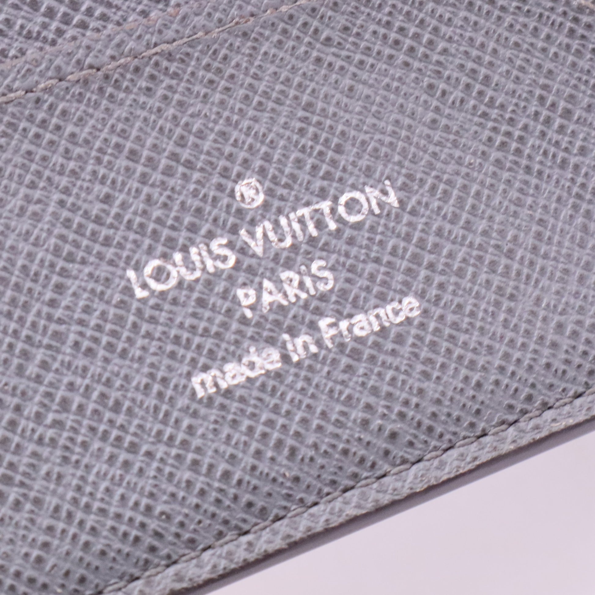 Louis Vuitton Grey Taiga Leather Bifold Wallet