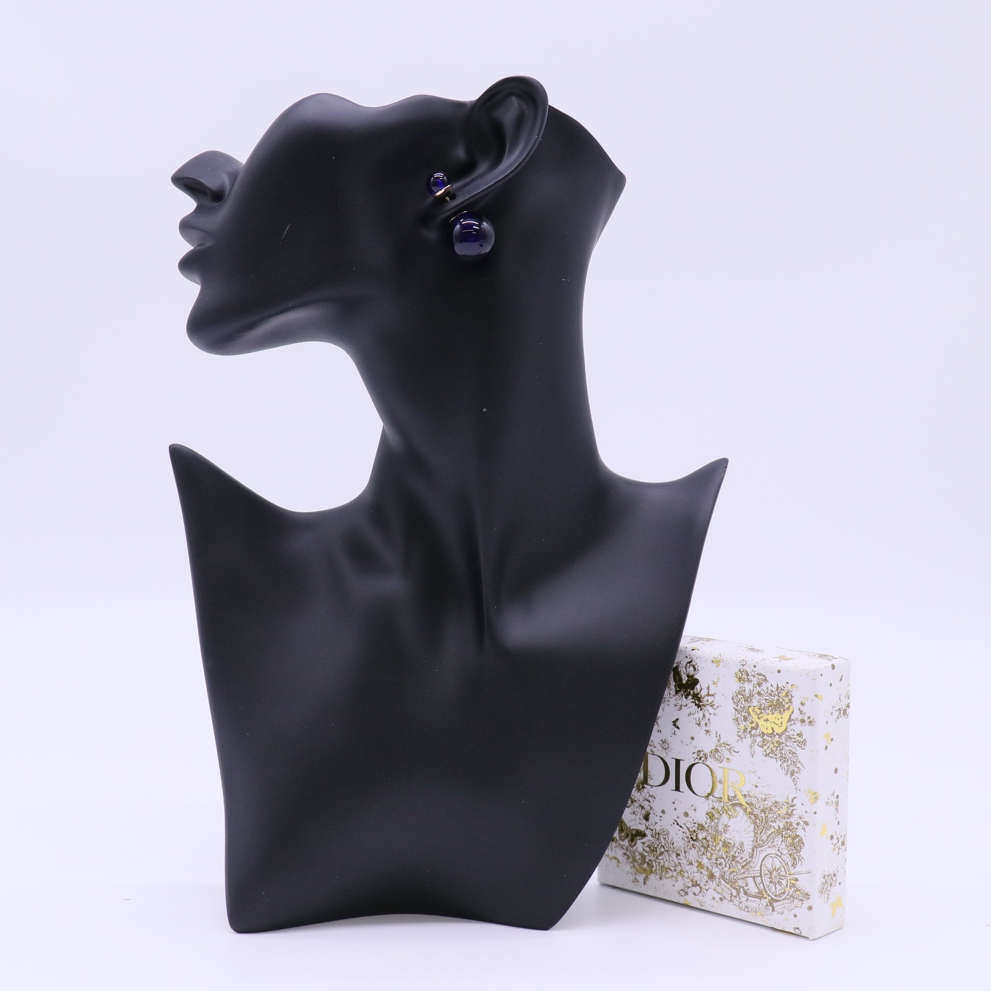 Christian Dior Resin Earrings W22146