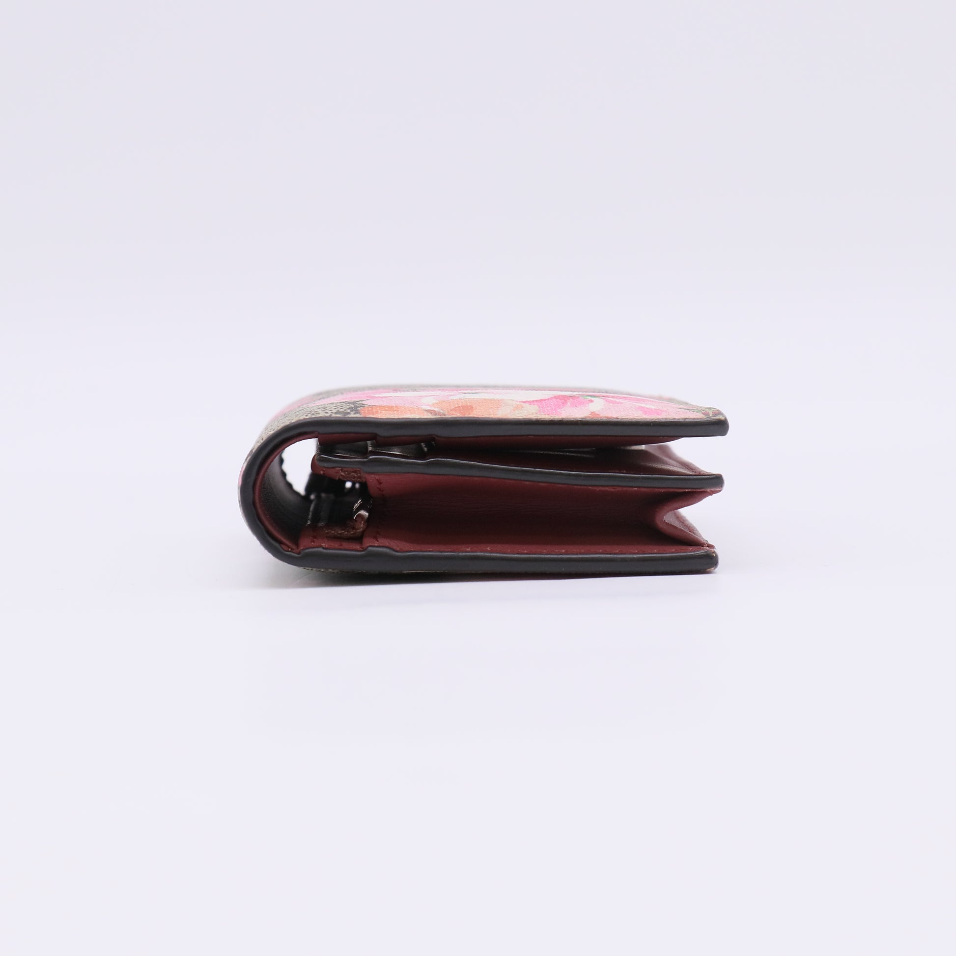 Gucci GG Supreme Blooms Card Case Wallet W22841
