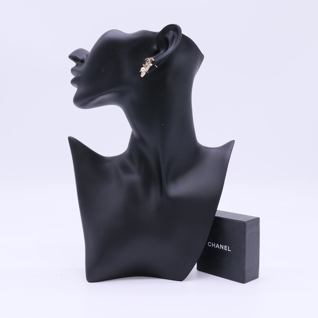 Chanel Crystal Pearl CC Star Heart Asymmetric Earrings W22136