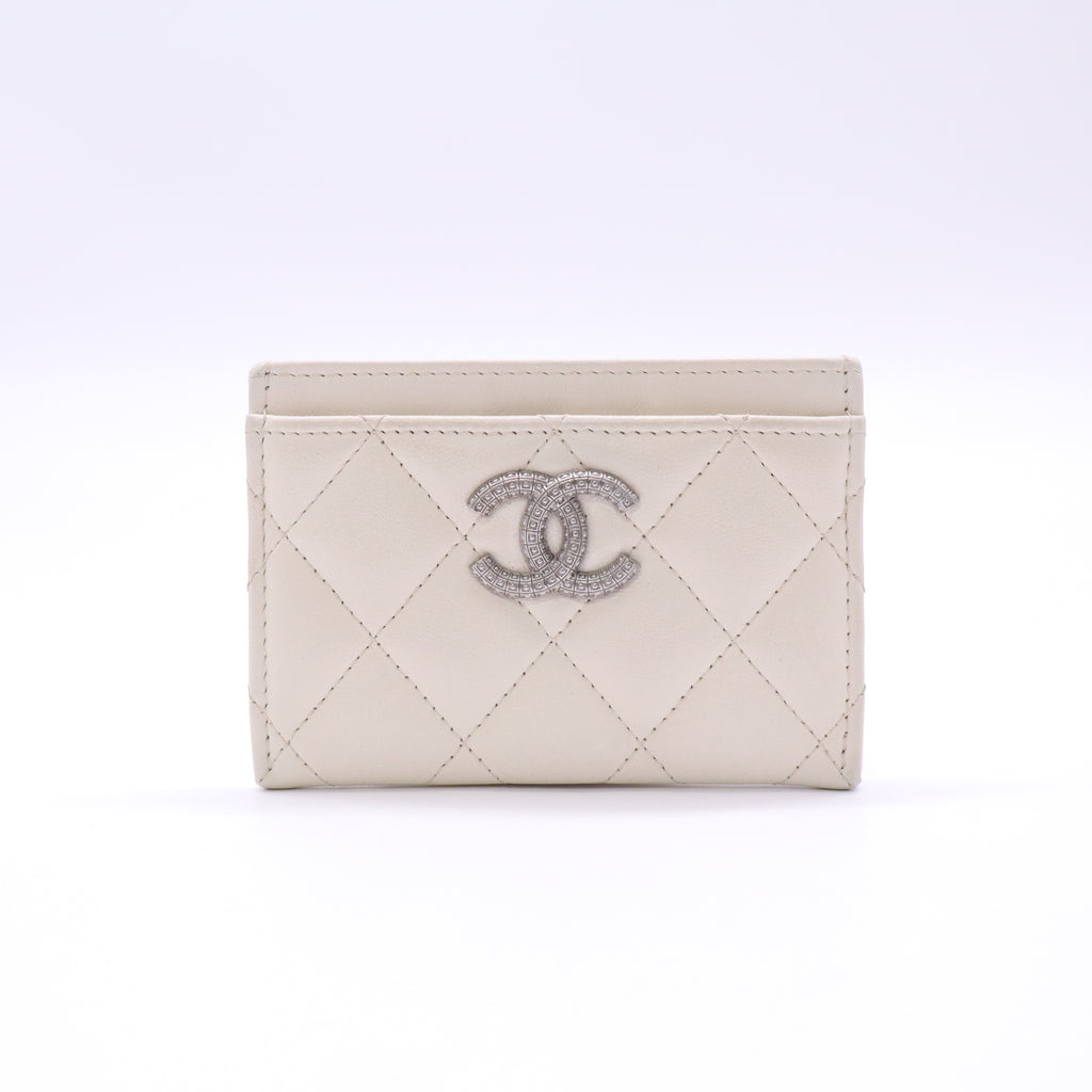 Chanel Classic CC Card Holder W22799