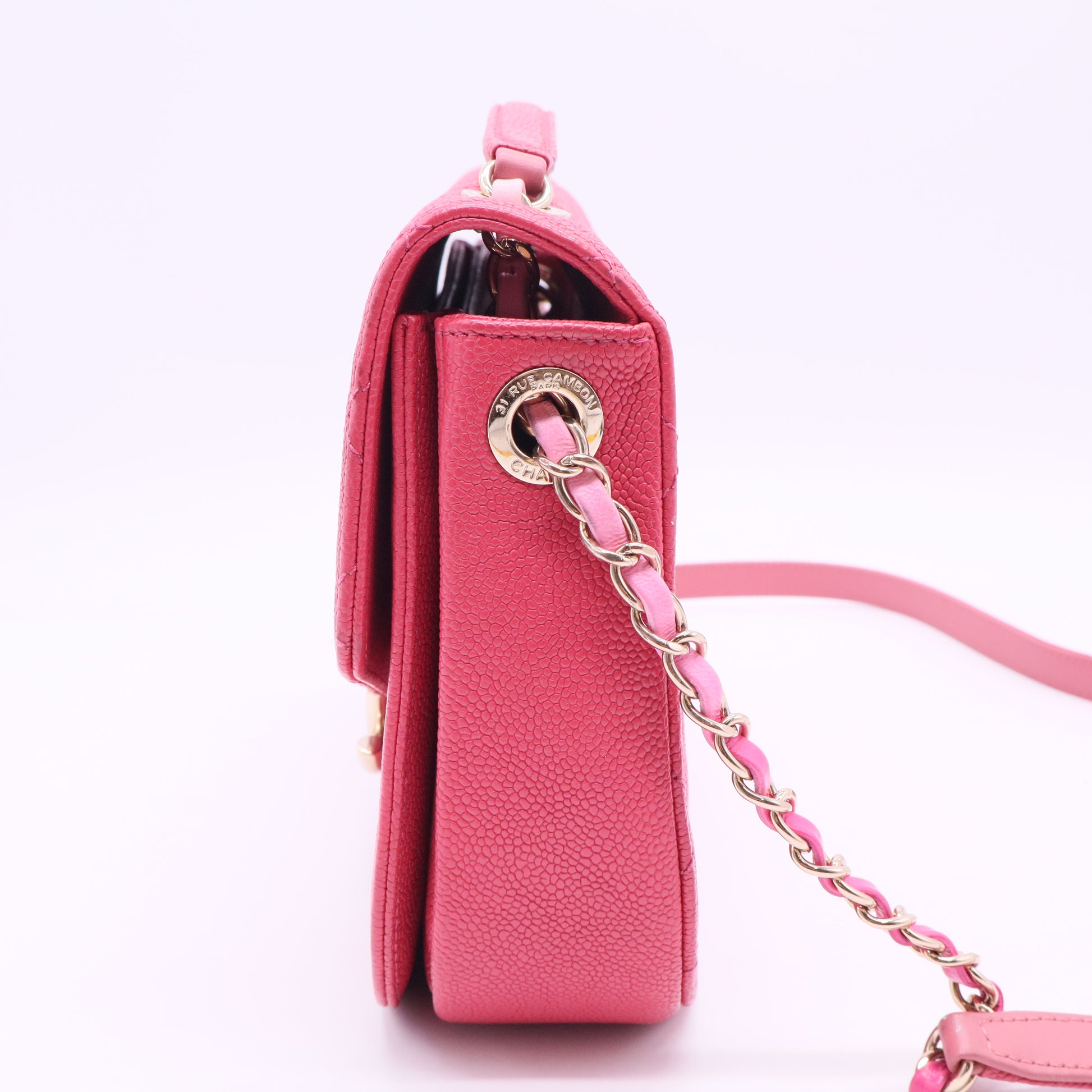 2018 Thread Around Flap Bag Quilted Caviar Medium Twins