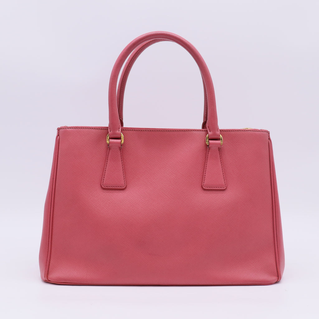 Leather Medium Saffiano Lux Galleria Double Zip Tote B23389