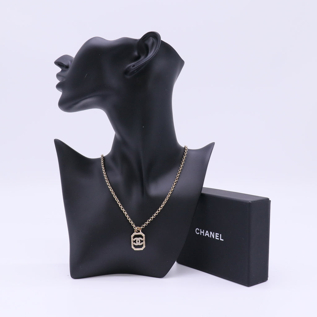 Chanel Crystal CC Octagonal Scroll Pendant Necklace W22139