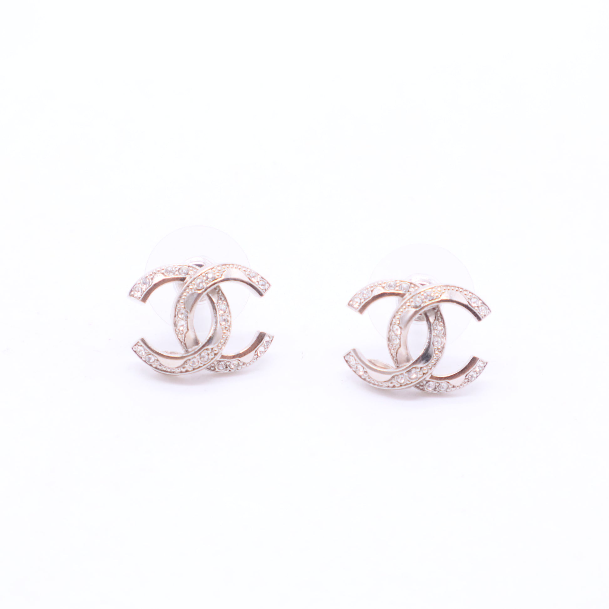 Metal Earrings in Silver W11317