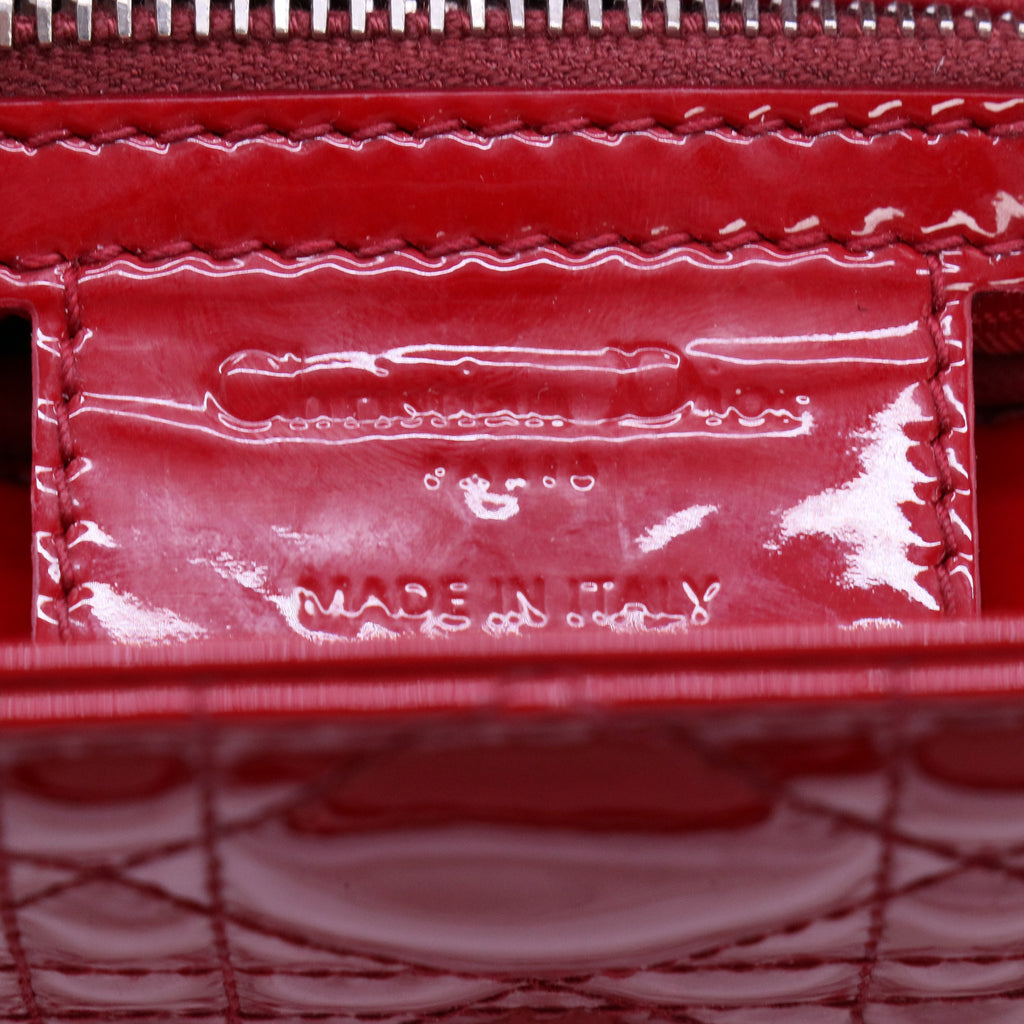Medium Lady Dior Bag B22488