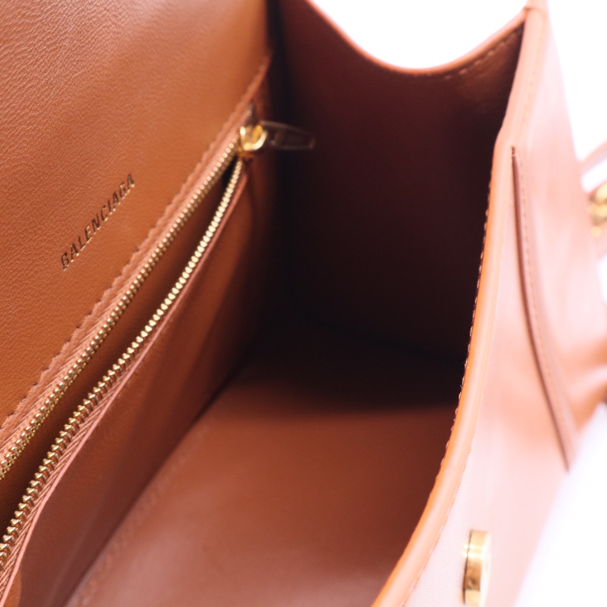 Shiny Box Calfskin Small Hourglass Top Handle Bag Camel B12105