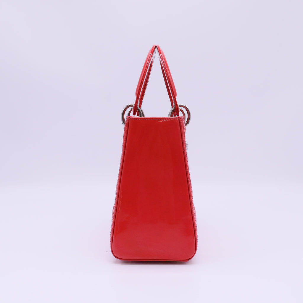 Medium Lady Dior Bag B22592