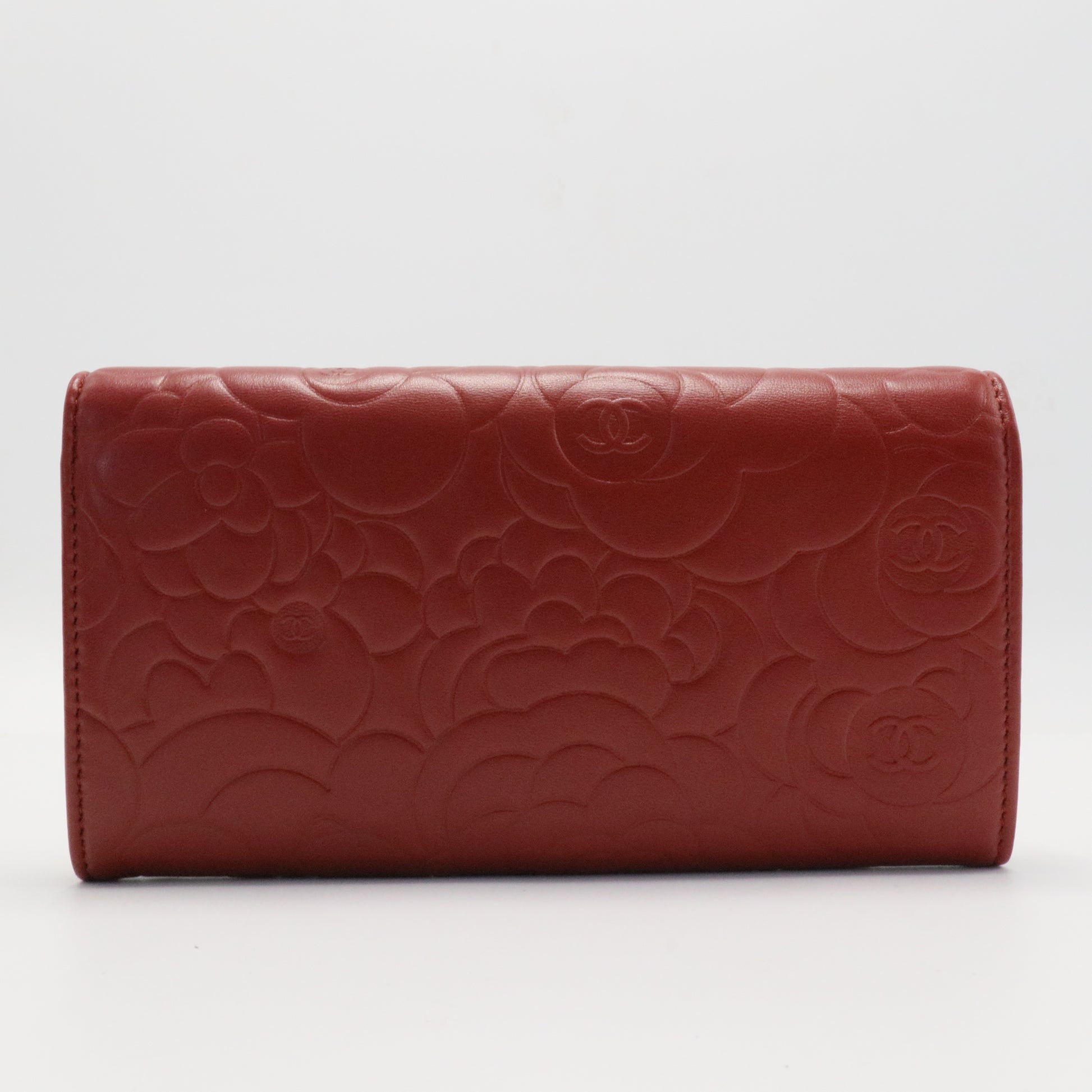 Caviar Camellia Embossed Flap Wallet Red