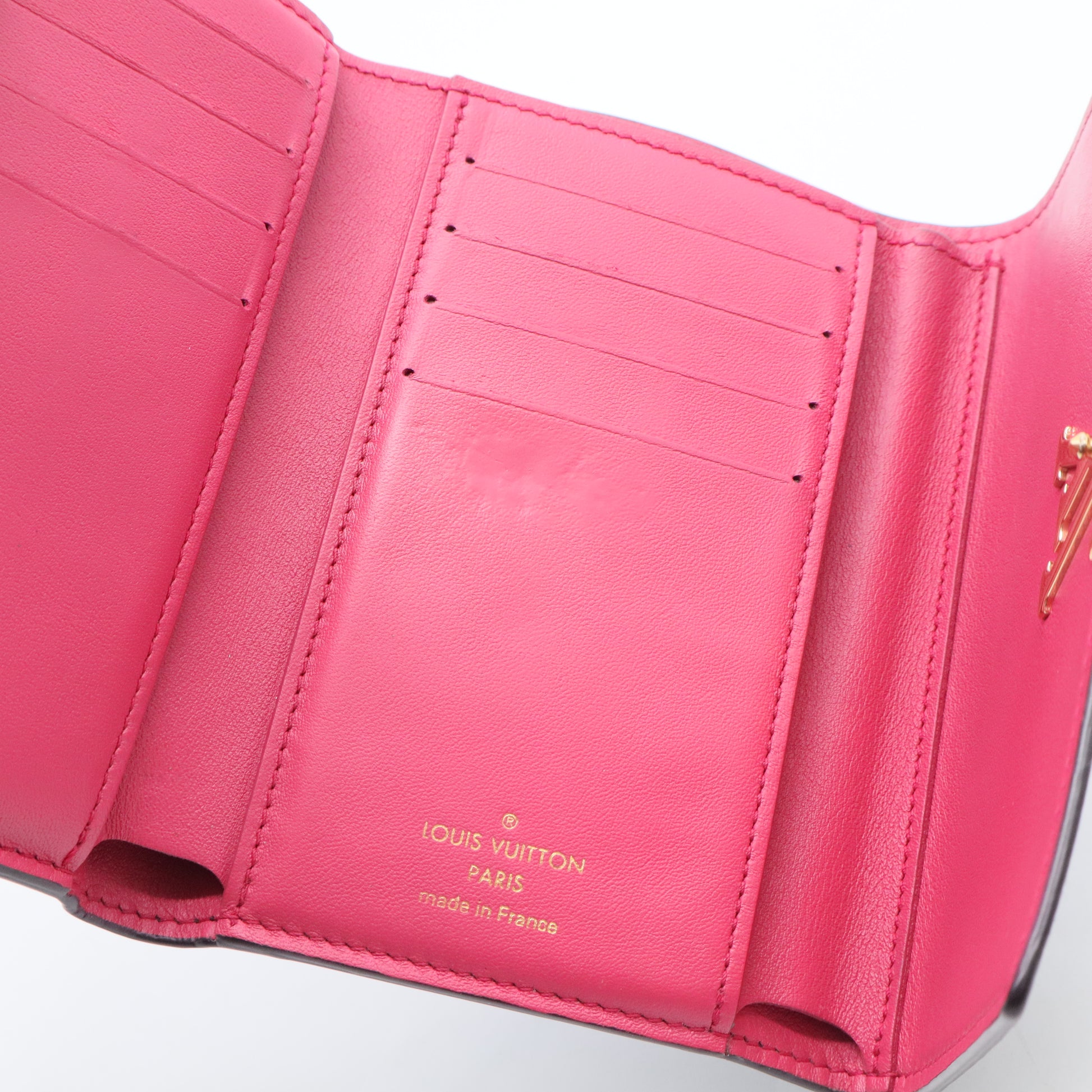 Taurillon Capucines Compact Wallet