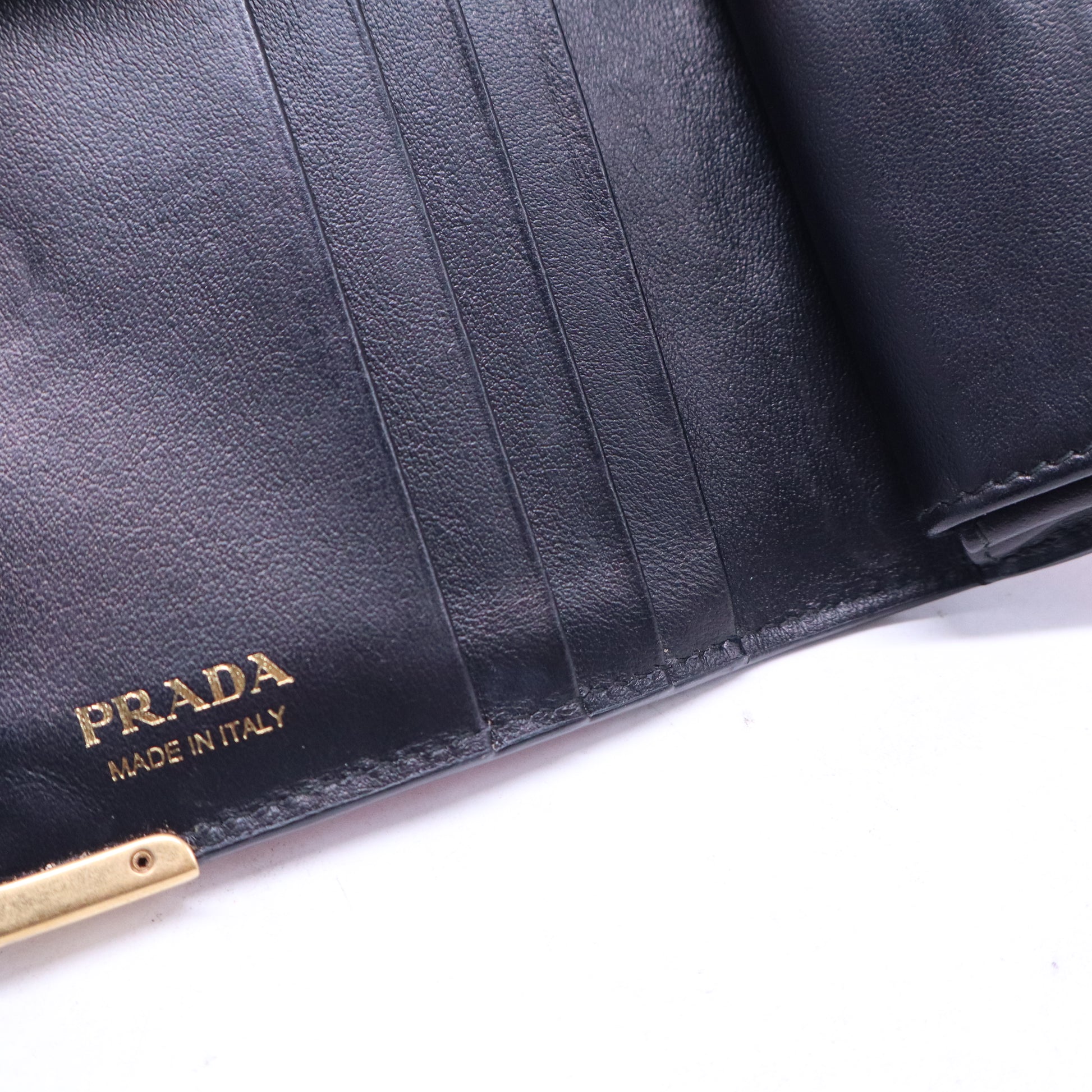 Prada Milano Red/Black Safiano Leather Bi fold Wallet B21601