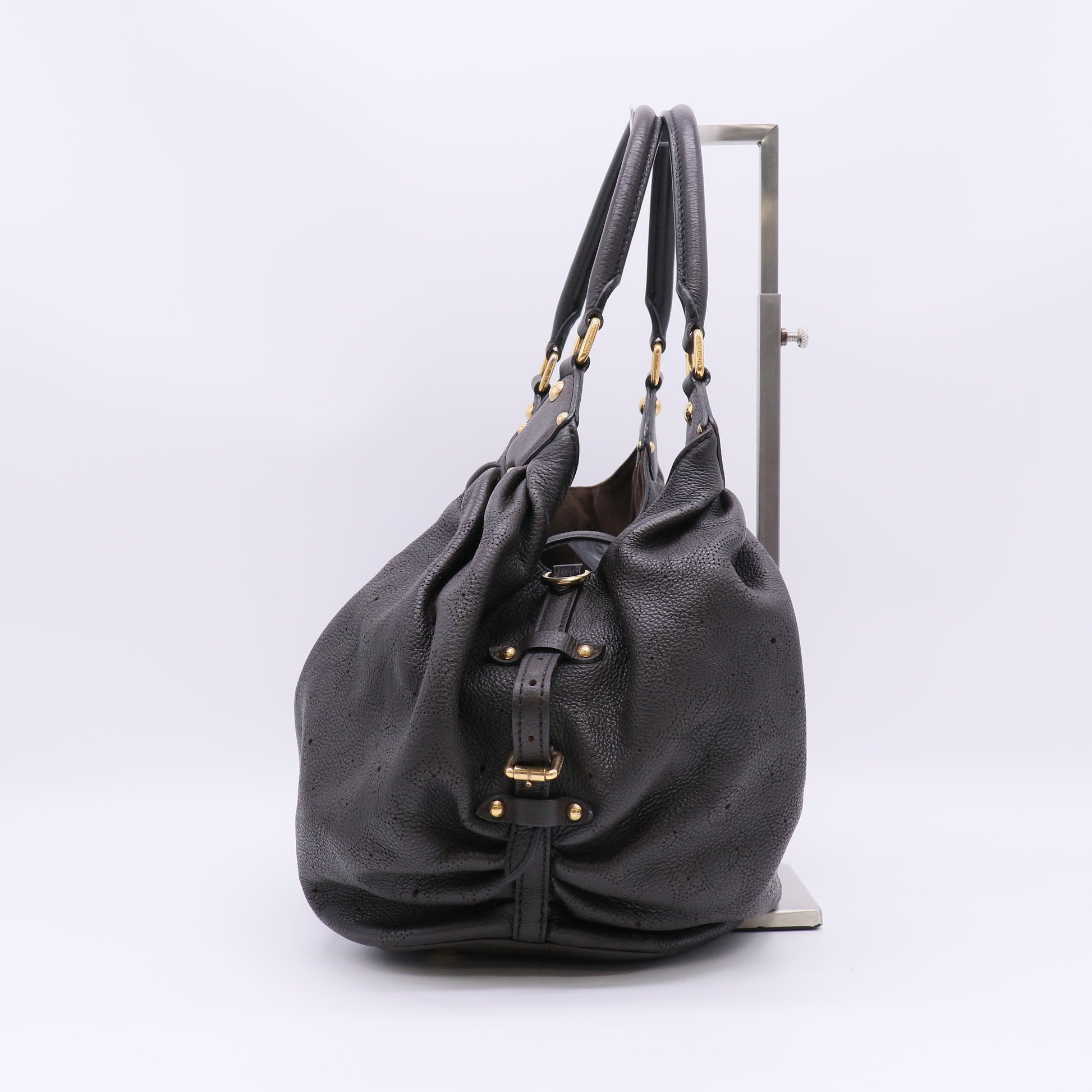 Louis Vuitton Monogram Mahina L Hobo Bag B23506