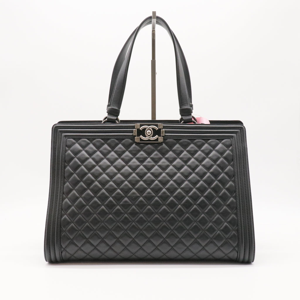 Calfskin Quilted Boy Shopping Tote Black twins