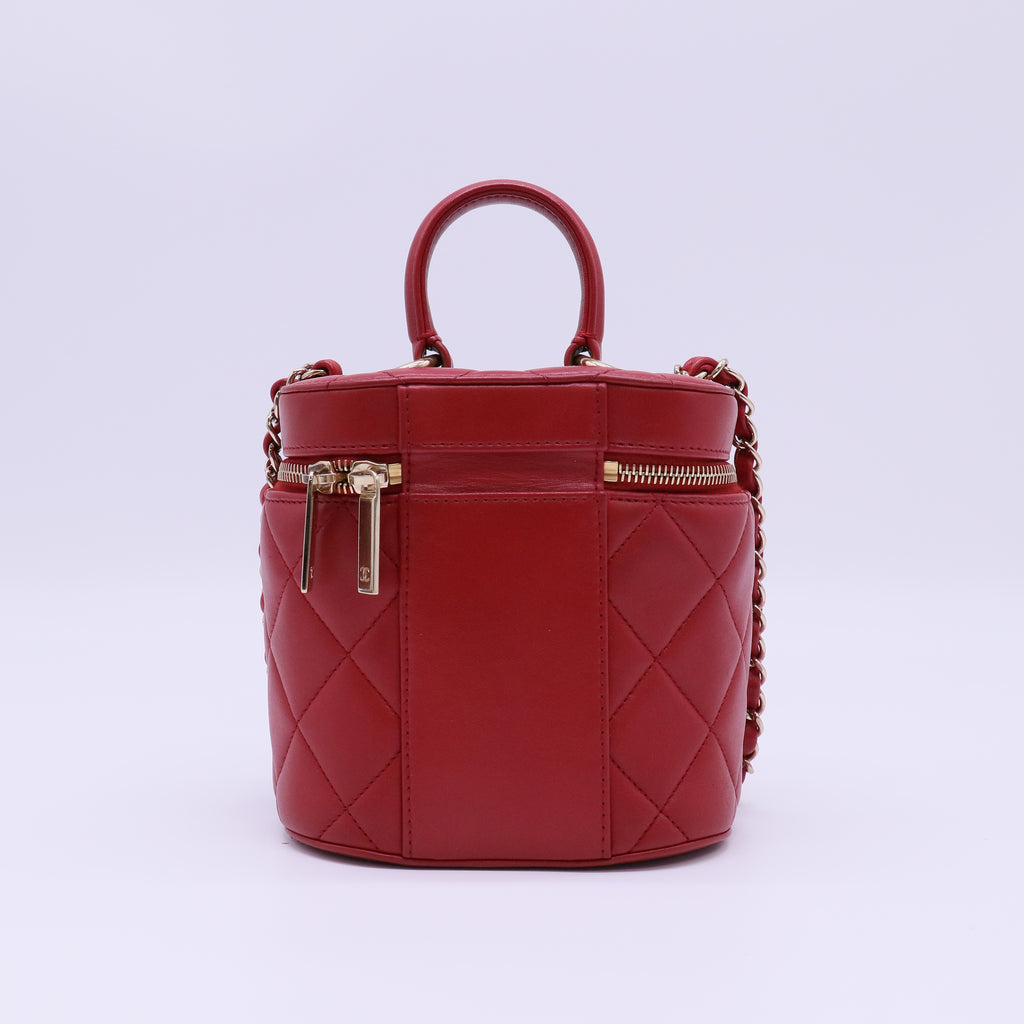 Chanel Small Vanity Case with Top Handle B22576