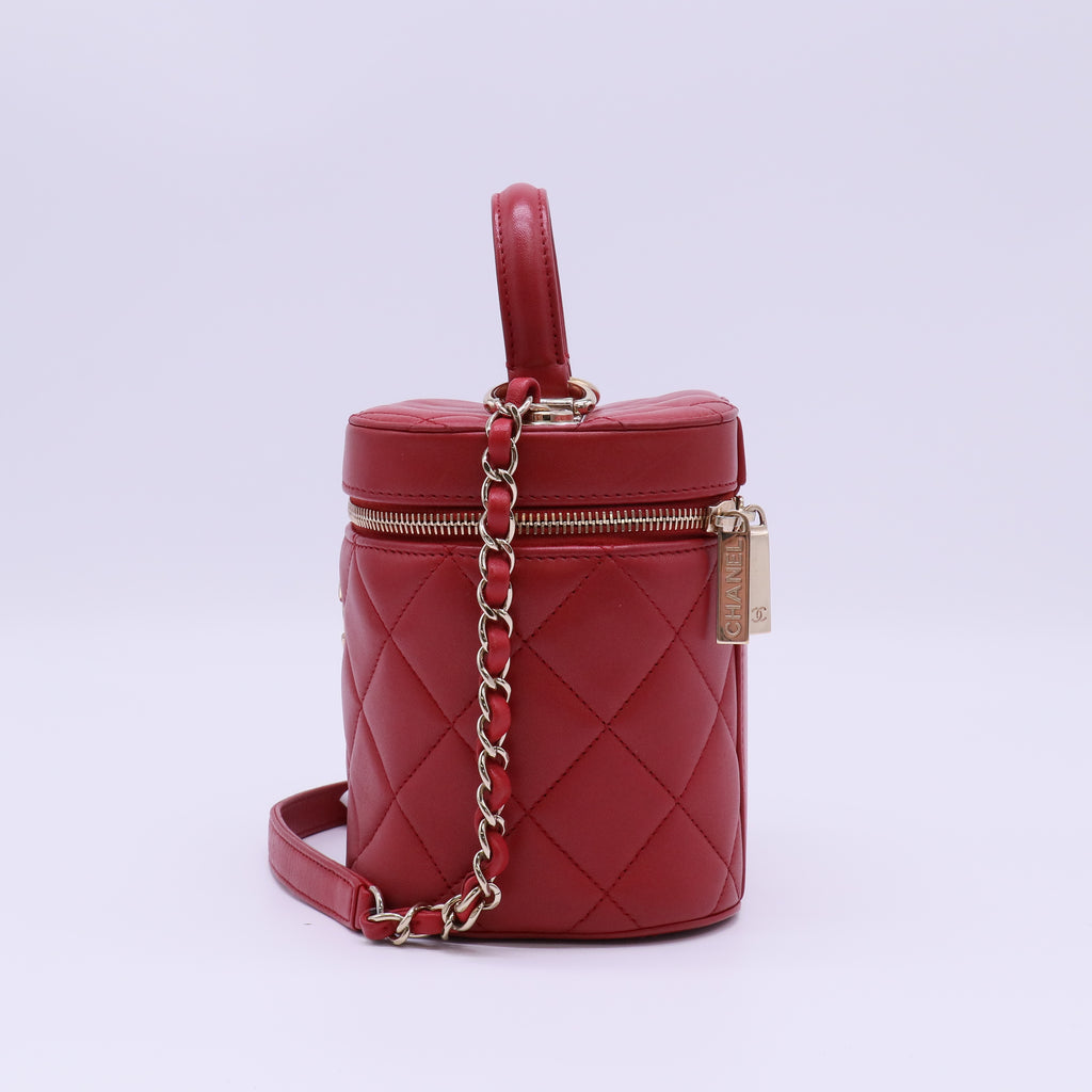 Chanel Small Vanity Case with Top Handle B22576