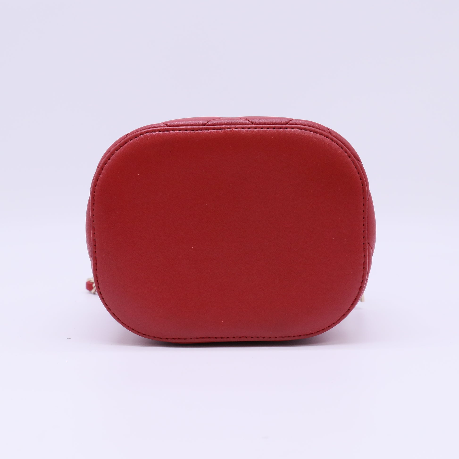 Chanel Small Vanity Case with Top Handle B22576