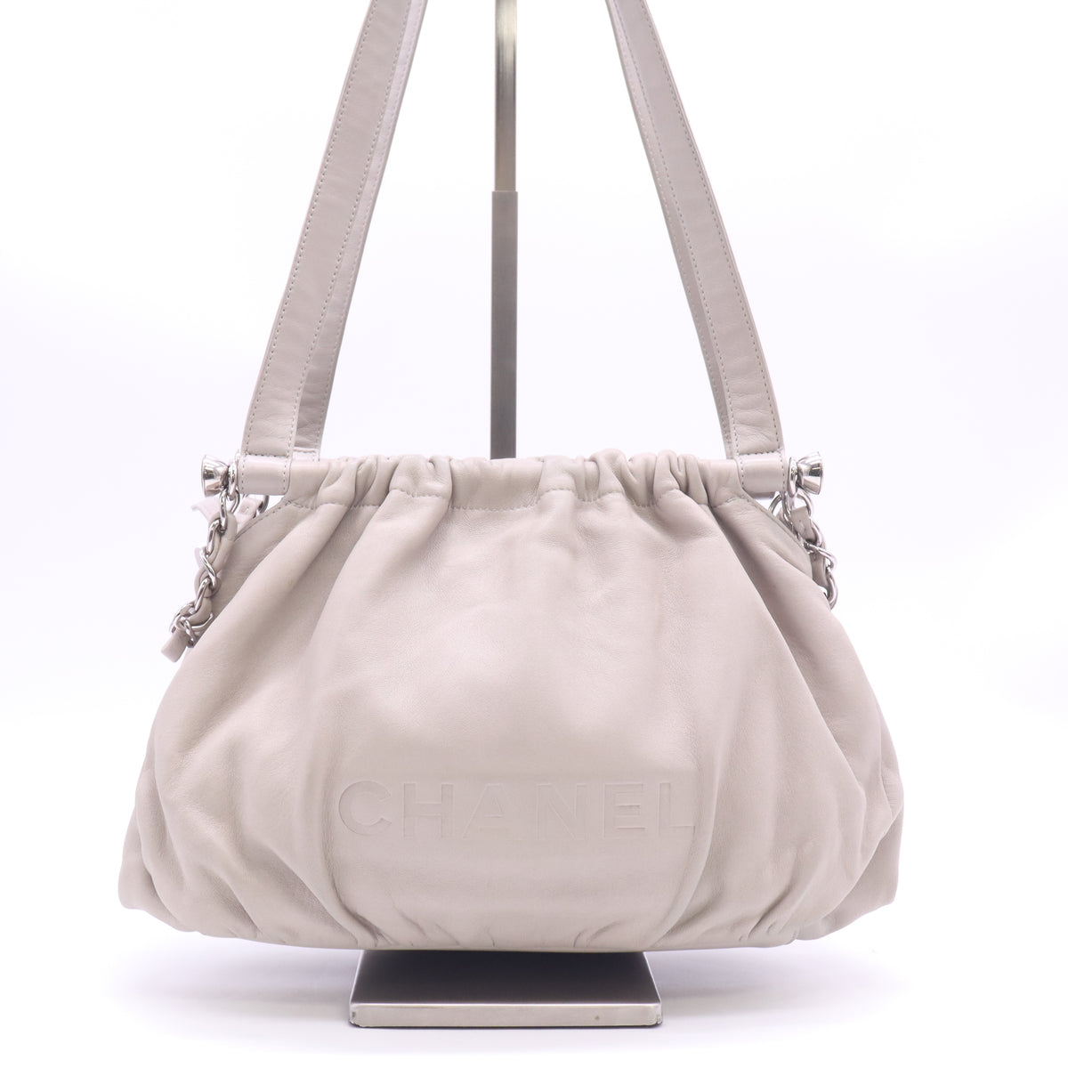Chanel lambskin shoulder bag beige B24314