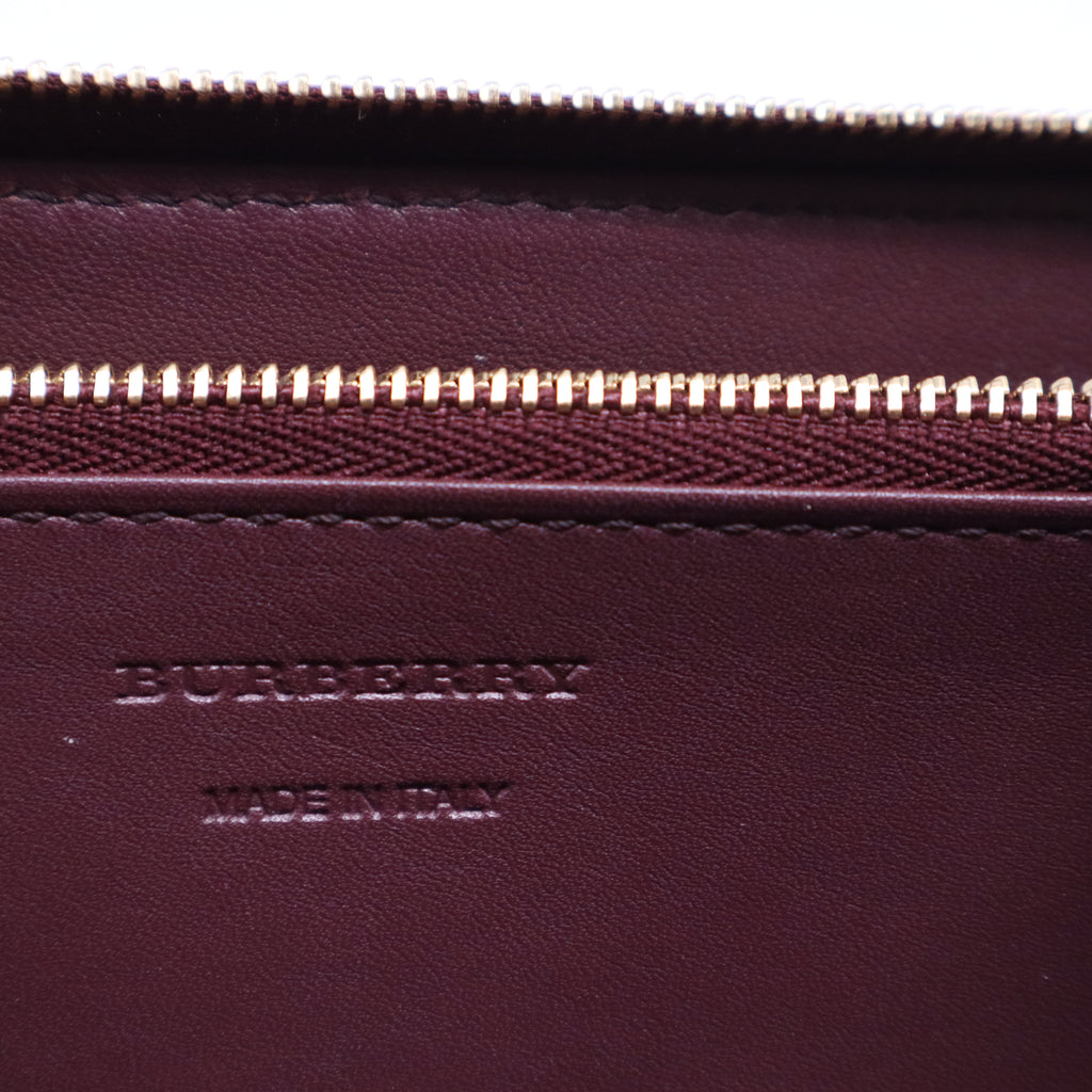 Leather and House Check Elmore Zip Around Wallet W21012