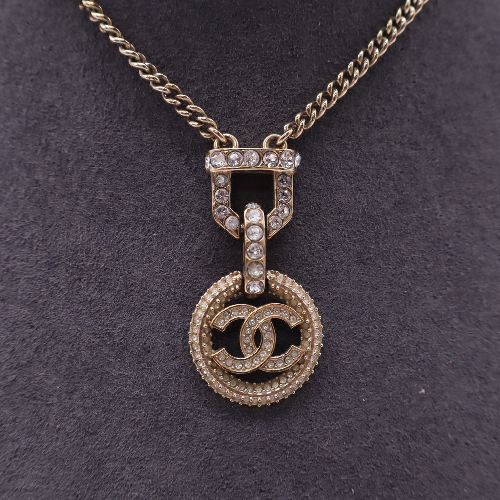 Chanel Crystal CC Circle Pendant Necklace twins LDJ5191