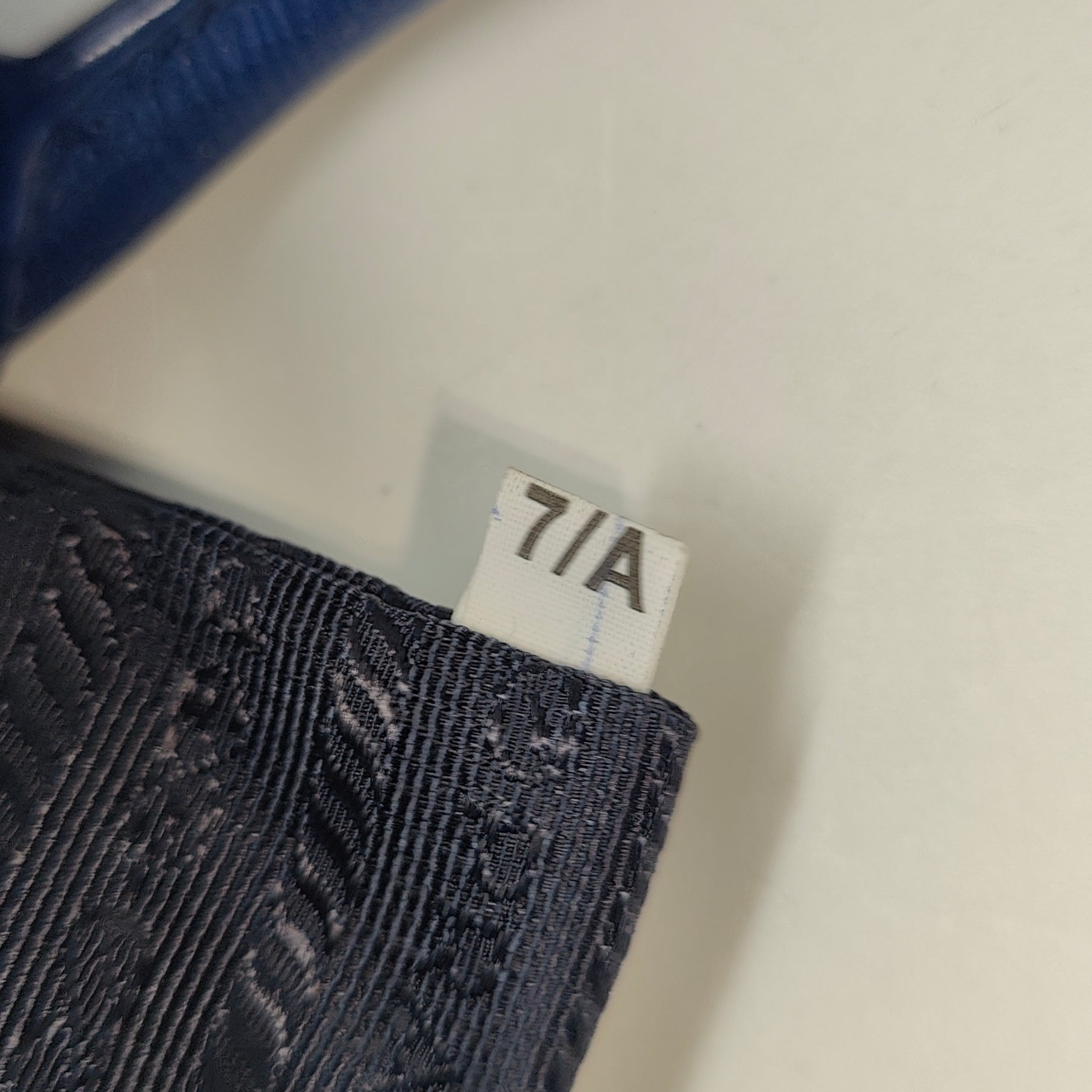 Saffiano Micro Galleria Double Zip Tote Azzurro