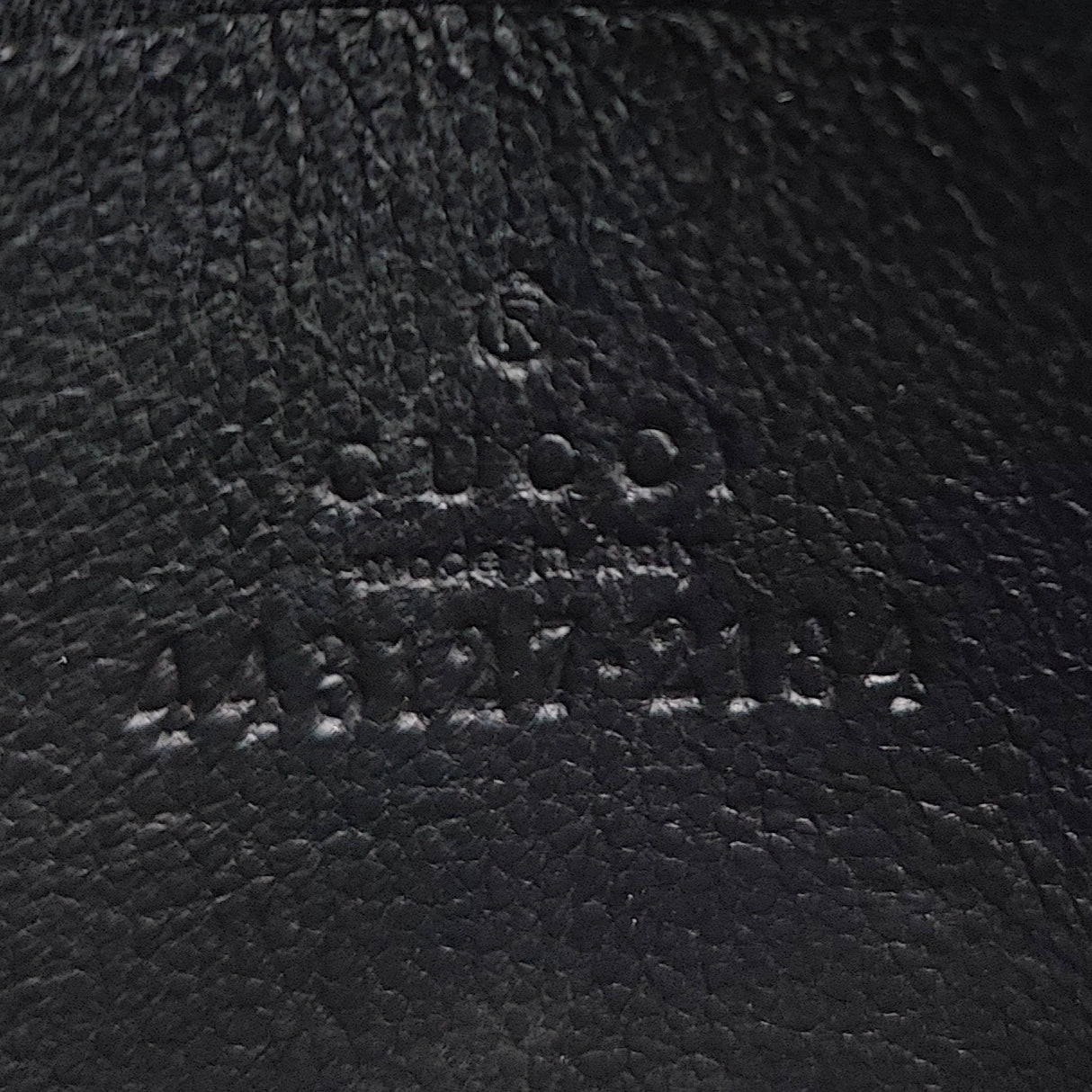 GG Marmont Card Holder Diagonal Quilted Leather