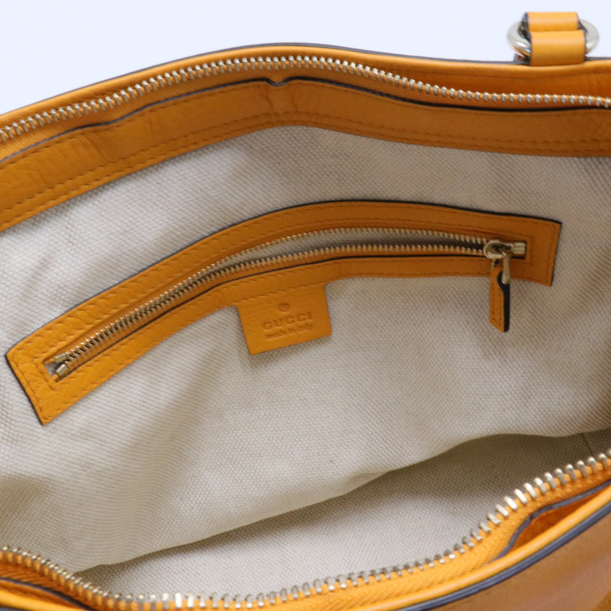 Soho Convertible Top Handle Bag Leather Small