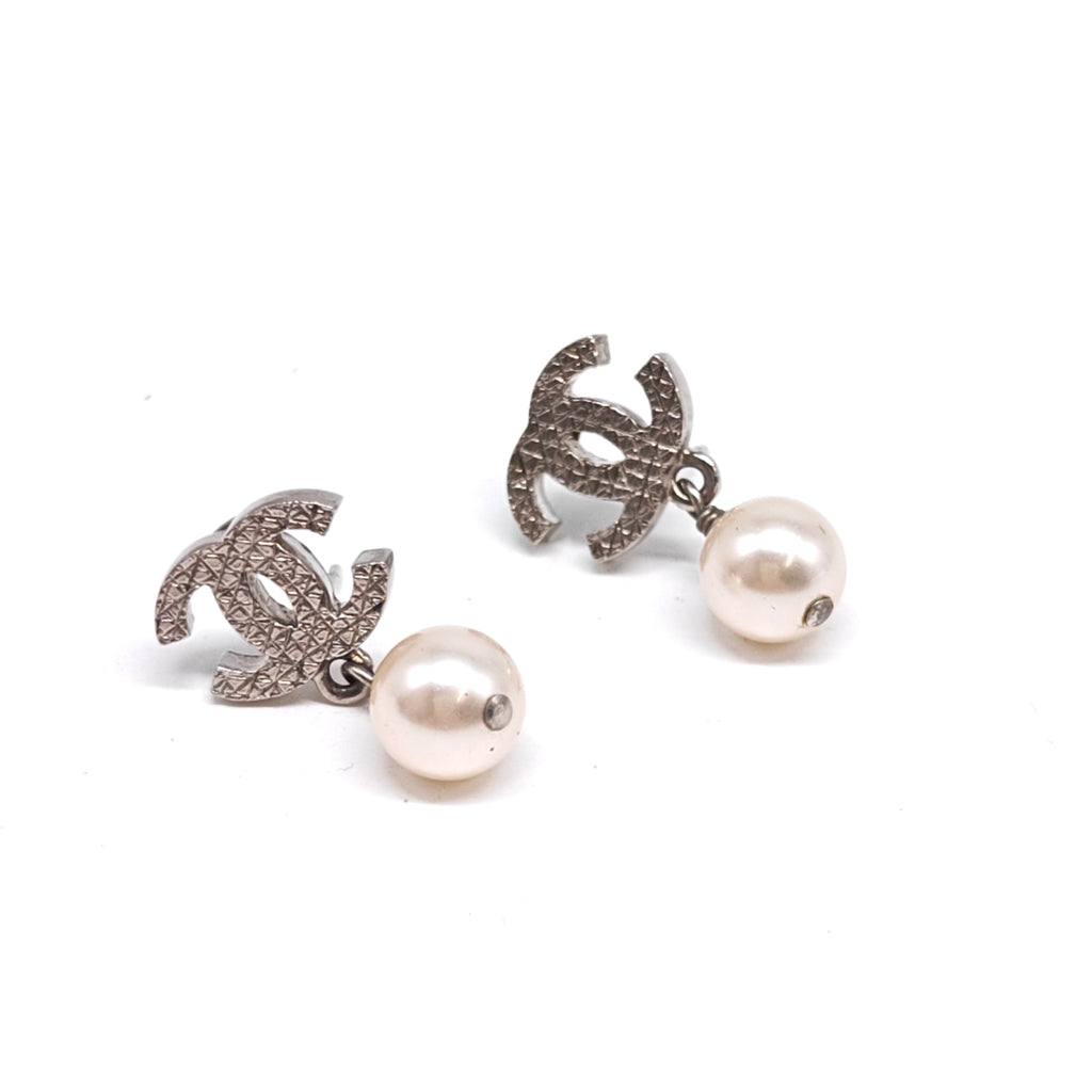 Coco Mark Faux Pearl Earrings