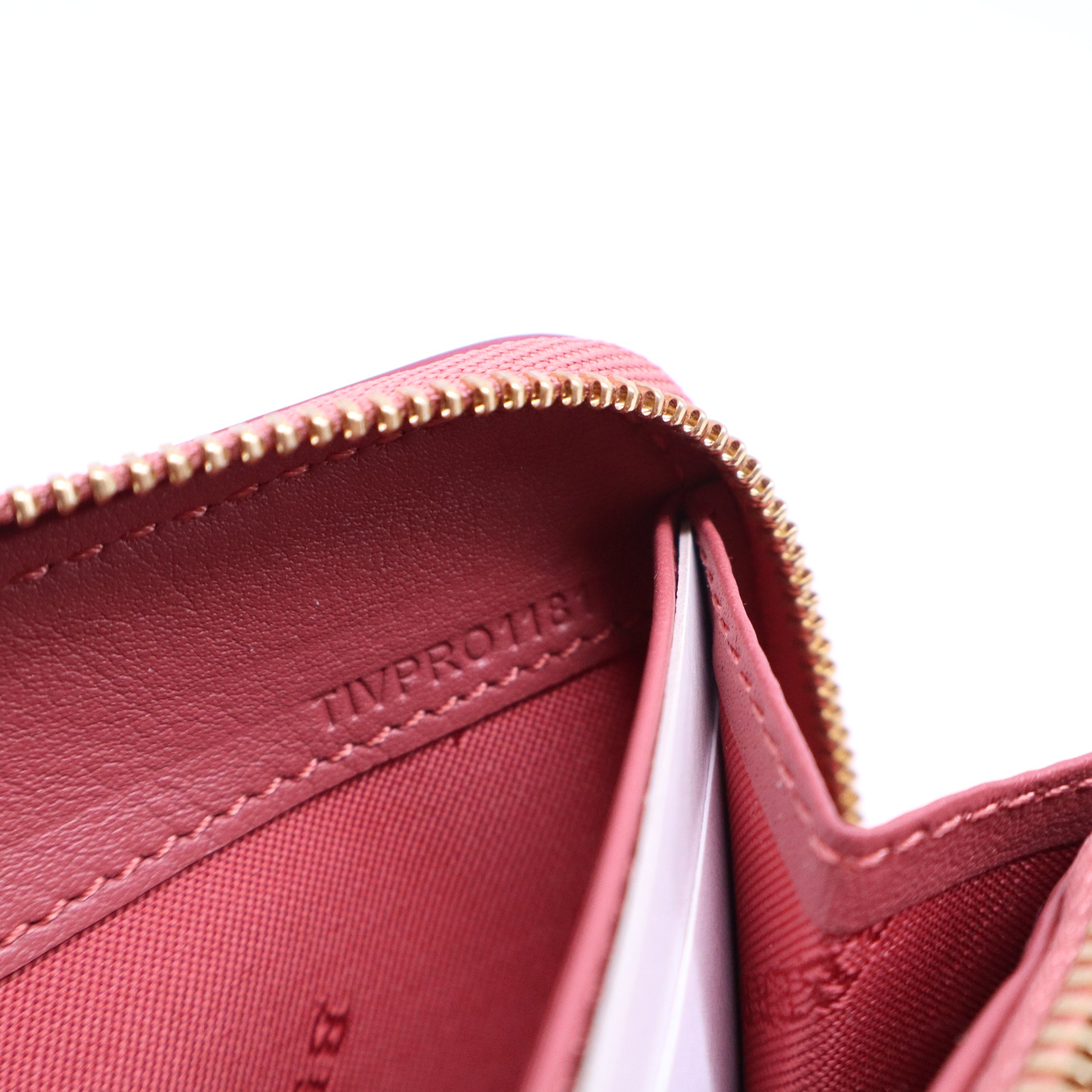 Haymarket Zip Wallet W21015