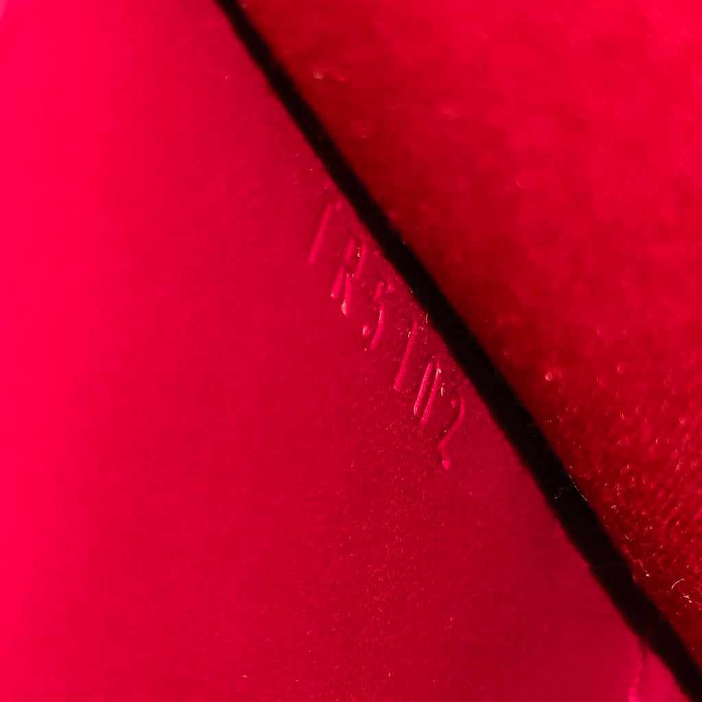 Louis Vuitton Red Vernis Leather Louise Clutch Bag twins B22115