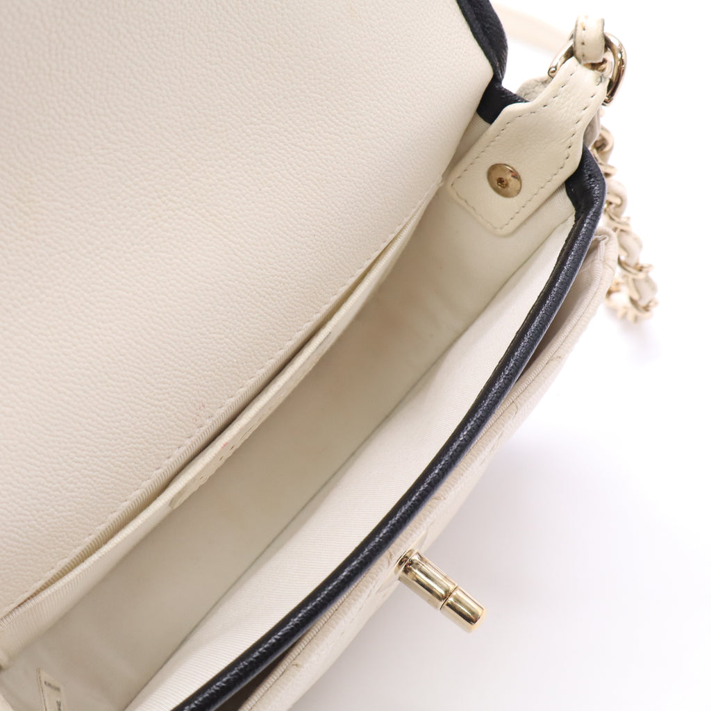 Chanel White/Black Quilted Grained Leather Mini Flap Messenger Bag twins LDJ5185