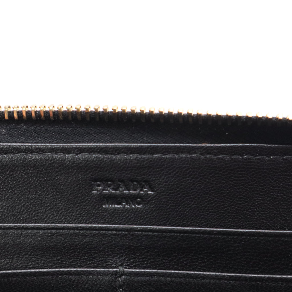 Black Gaufre Nappa Leather Zip Wallet