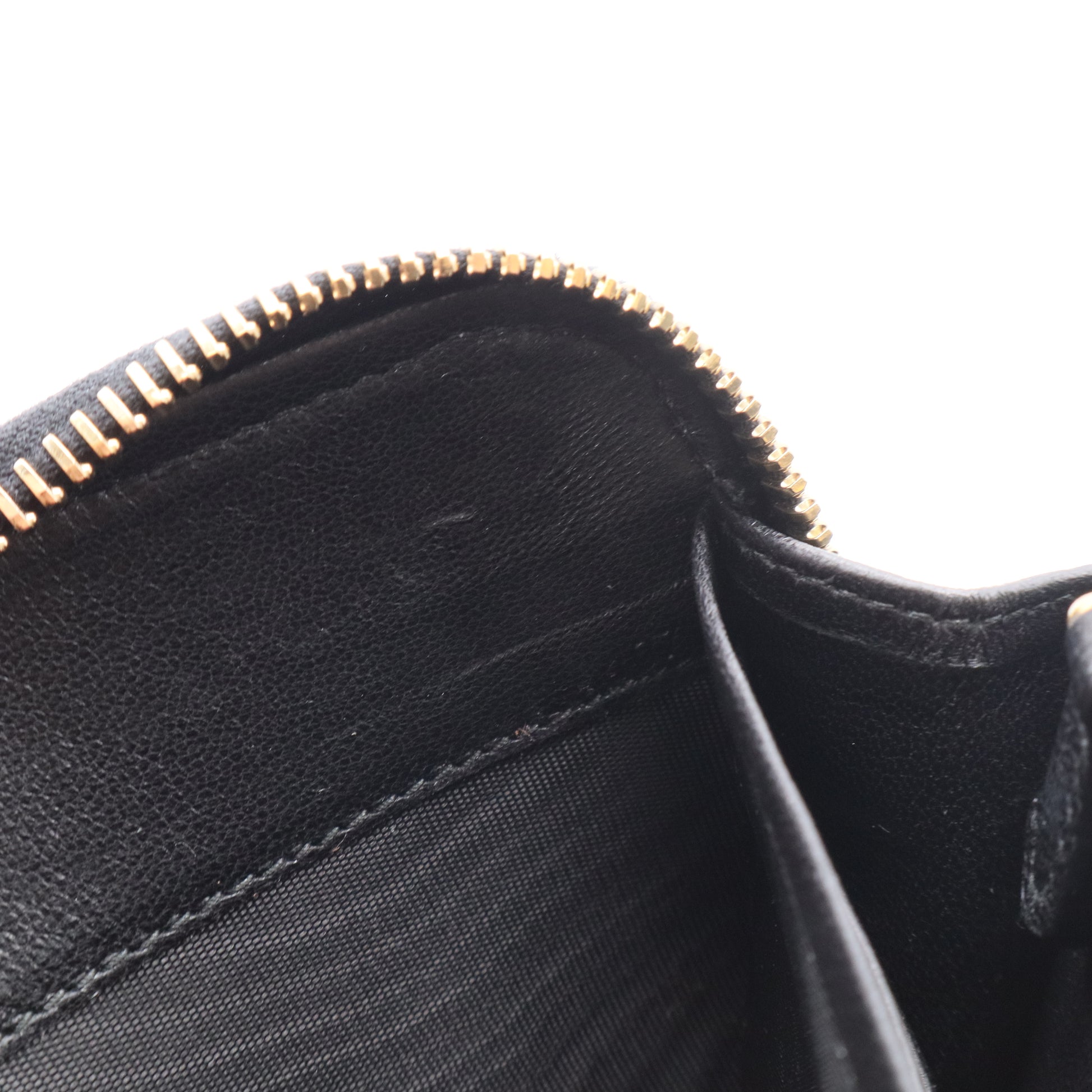 Black Gaufre Nappa Leather Zip Wallet