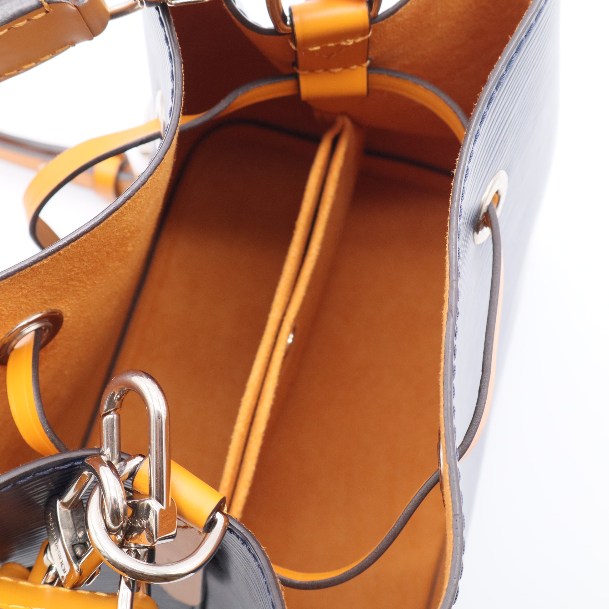 Louis Vuitton Néonoé BB Epi Leather Handbag twins