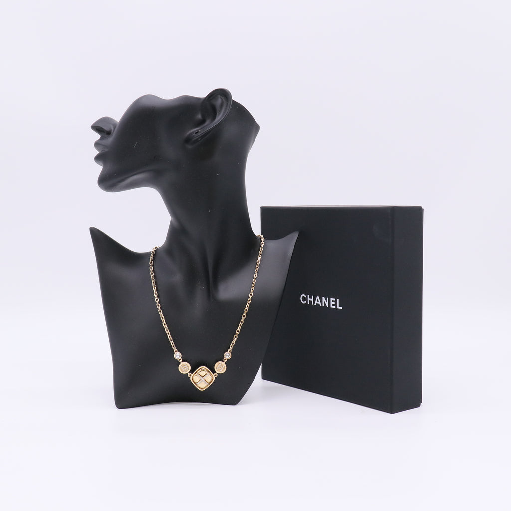 Chanel Crystal CC Oval Choker Necklace Gold twins LDZ603