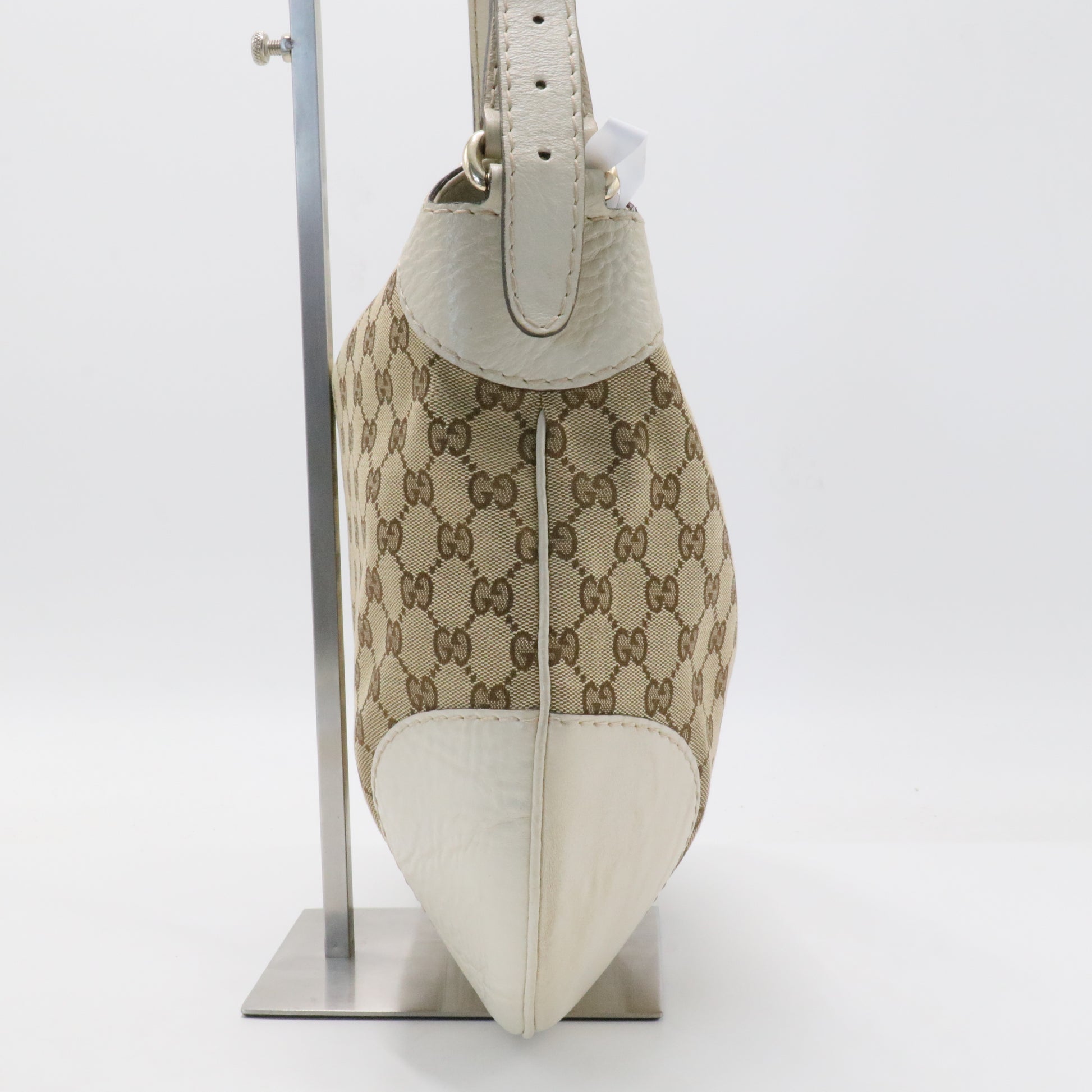 Charlotte Zip Hobo GG Canvas Medium