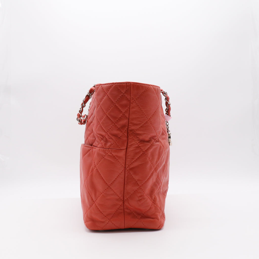 Shoulder Bags Quilted Lambskin Chain Tote Red twins