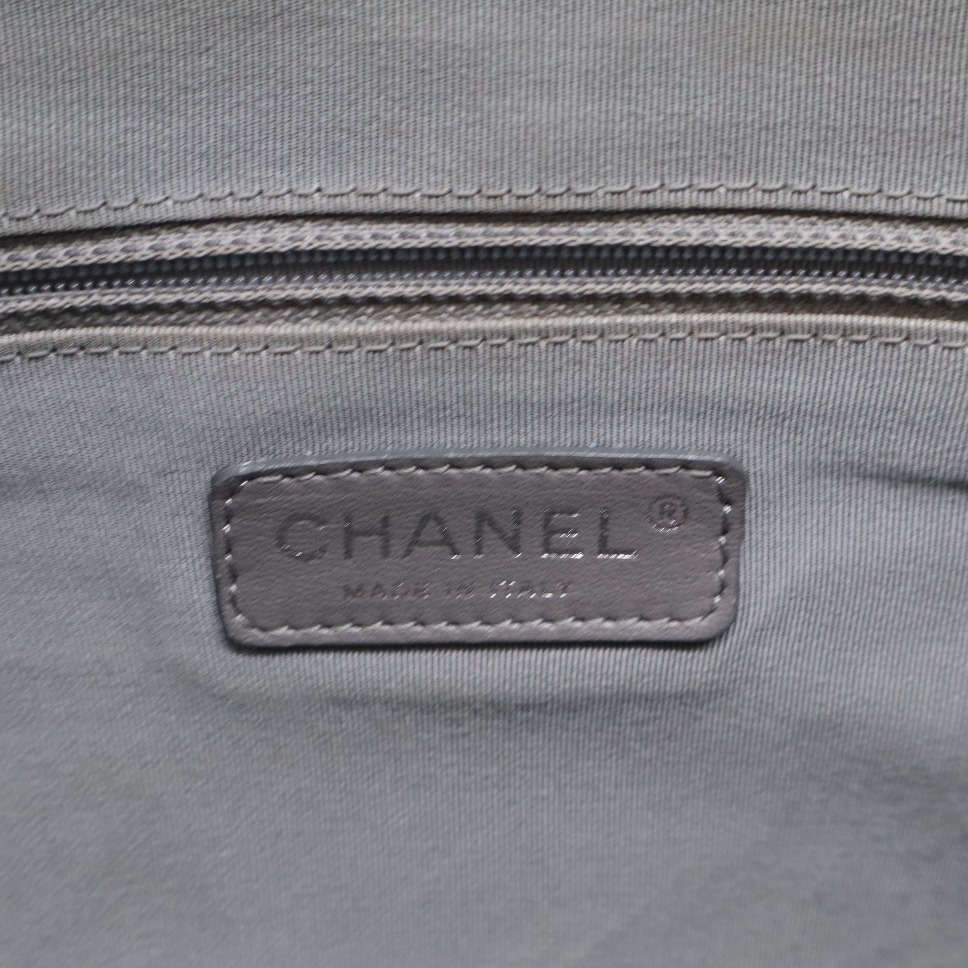 Chanel Portobello Matelasse Chaintote Bag Navy Vintage Leather Tweed Twins