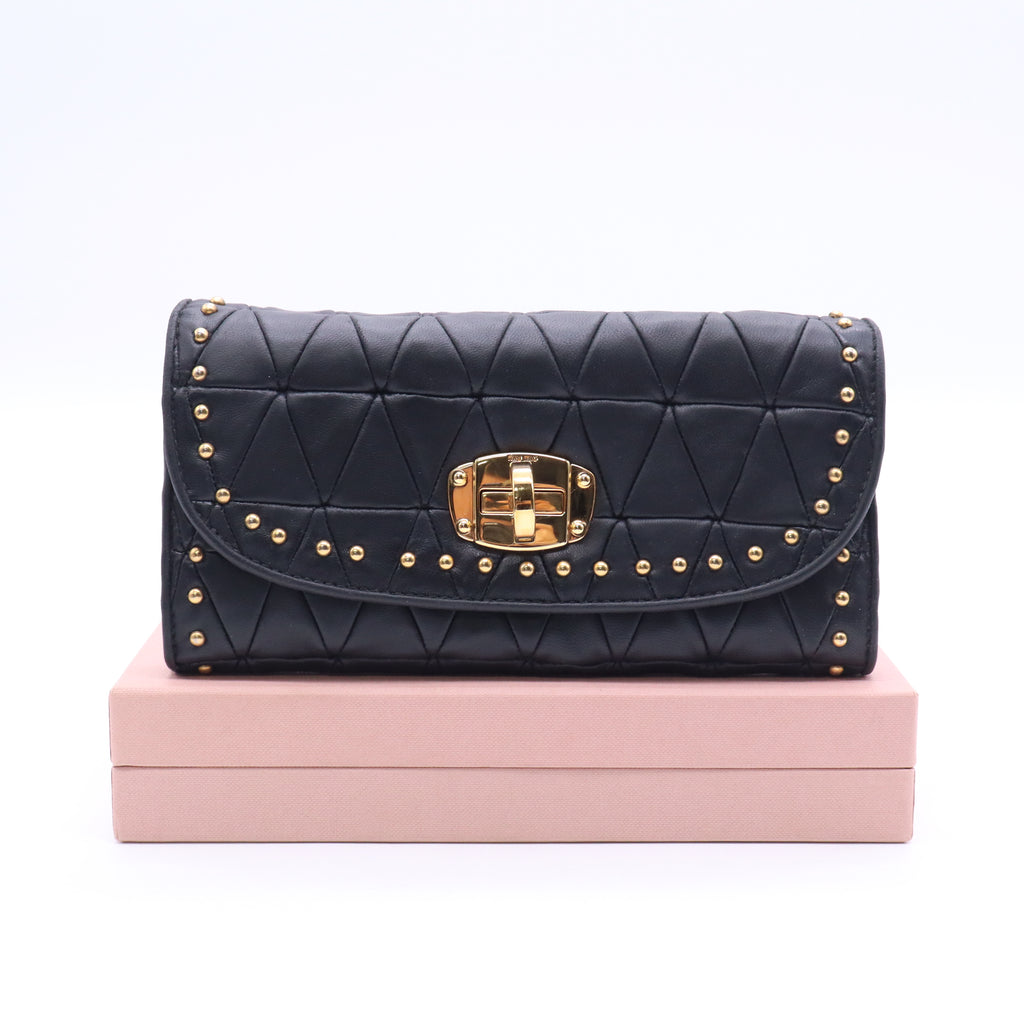 MIU MIU black leather Studded MATELASSE /Wallet Clutch Bag Twins W20816