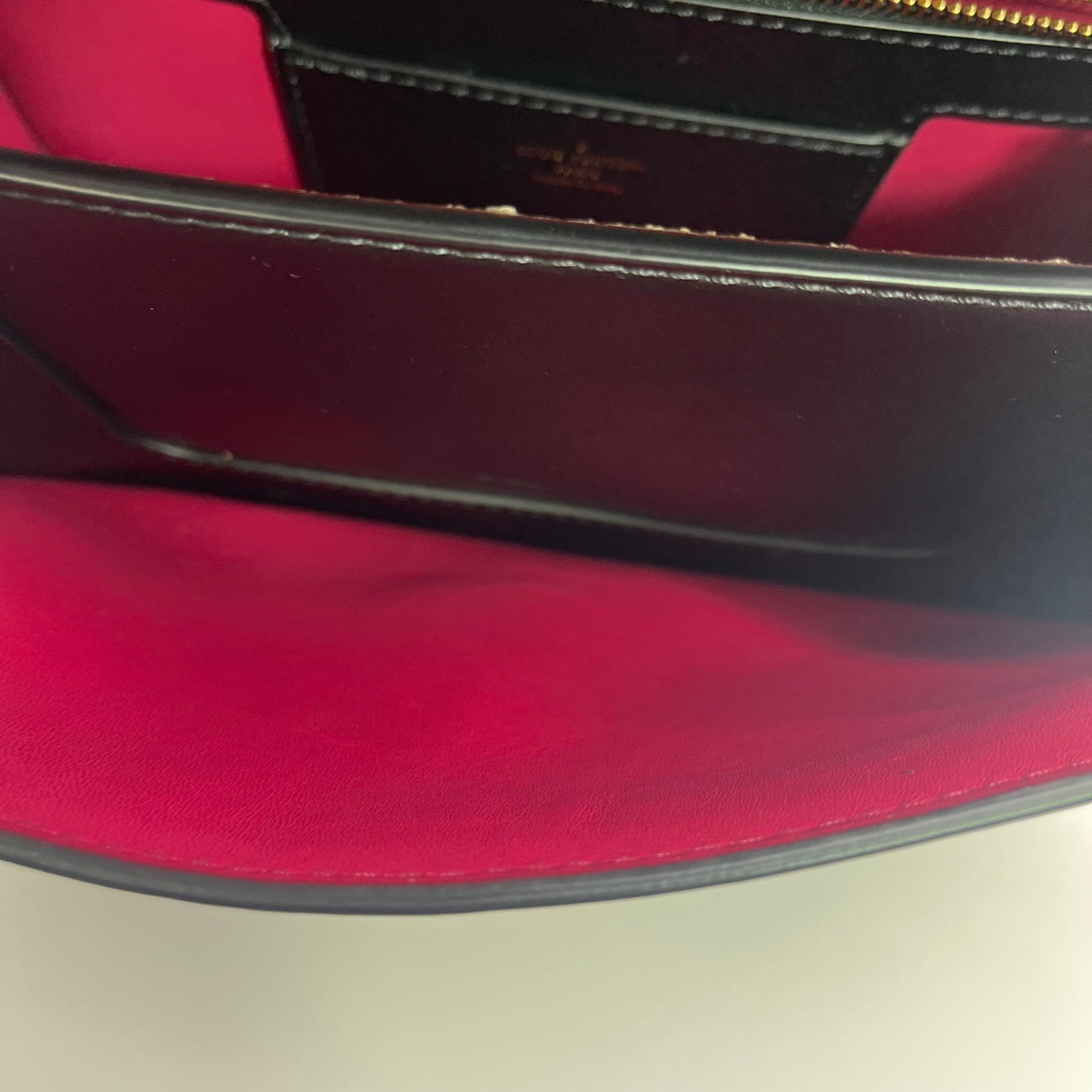 Smooth Calfskin LV Pont 9 Black twins