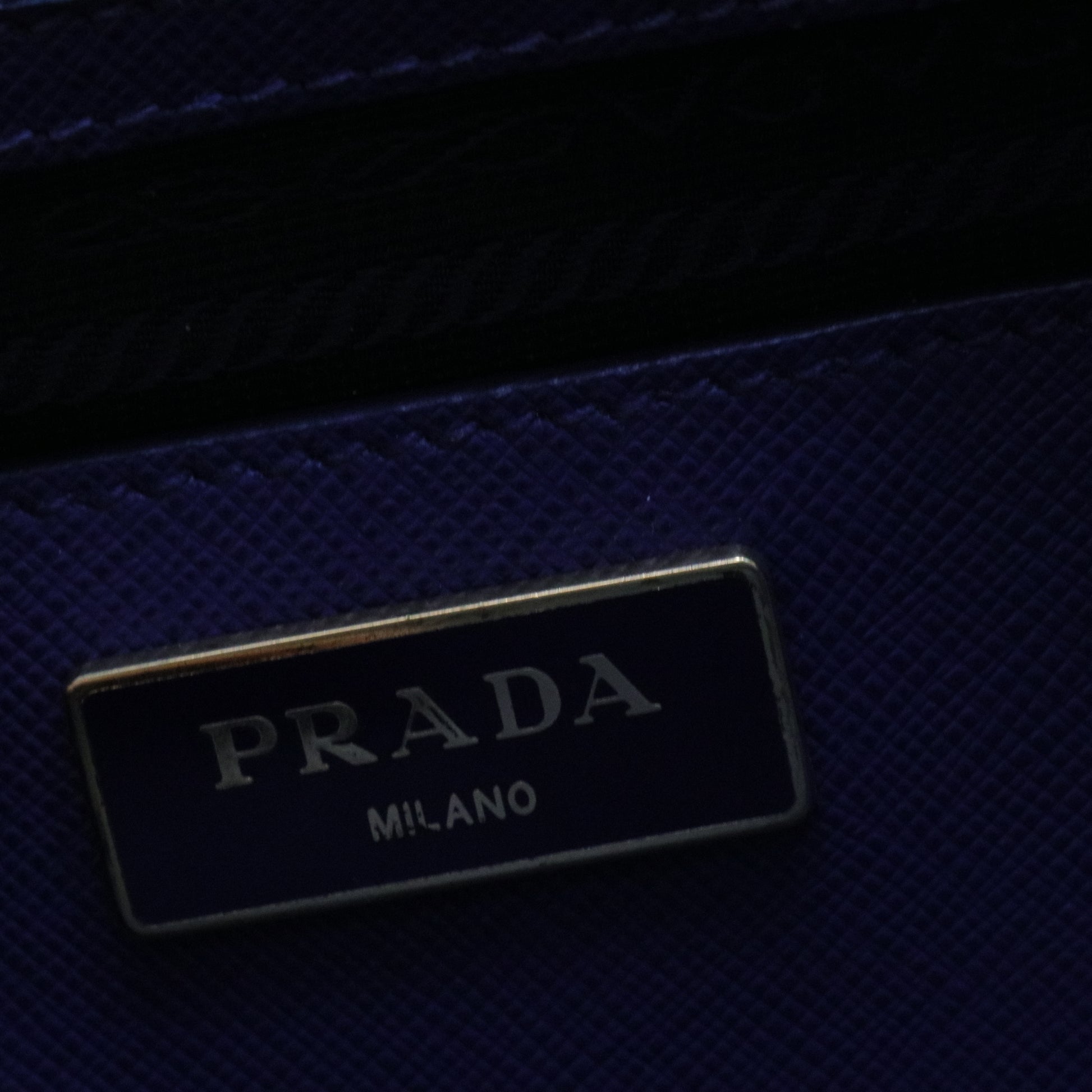 Saffiano Lux Leather Galleria Double Zip Medium