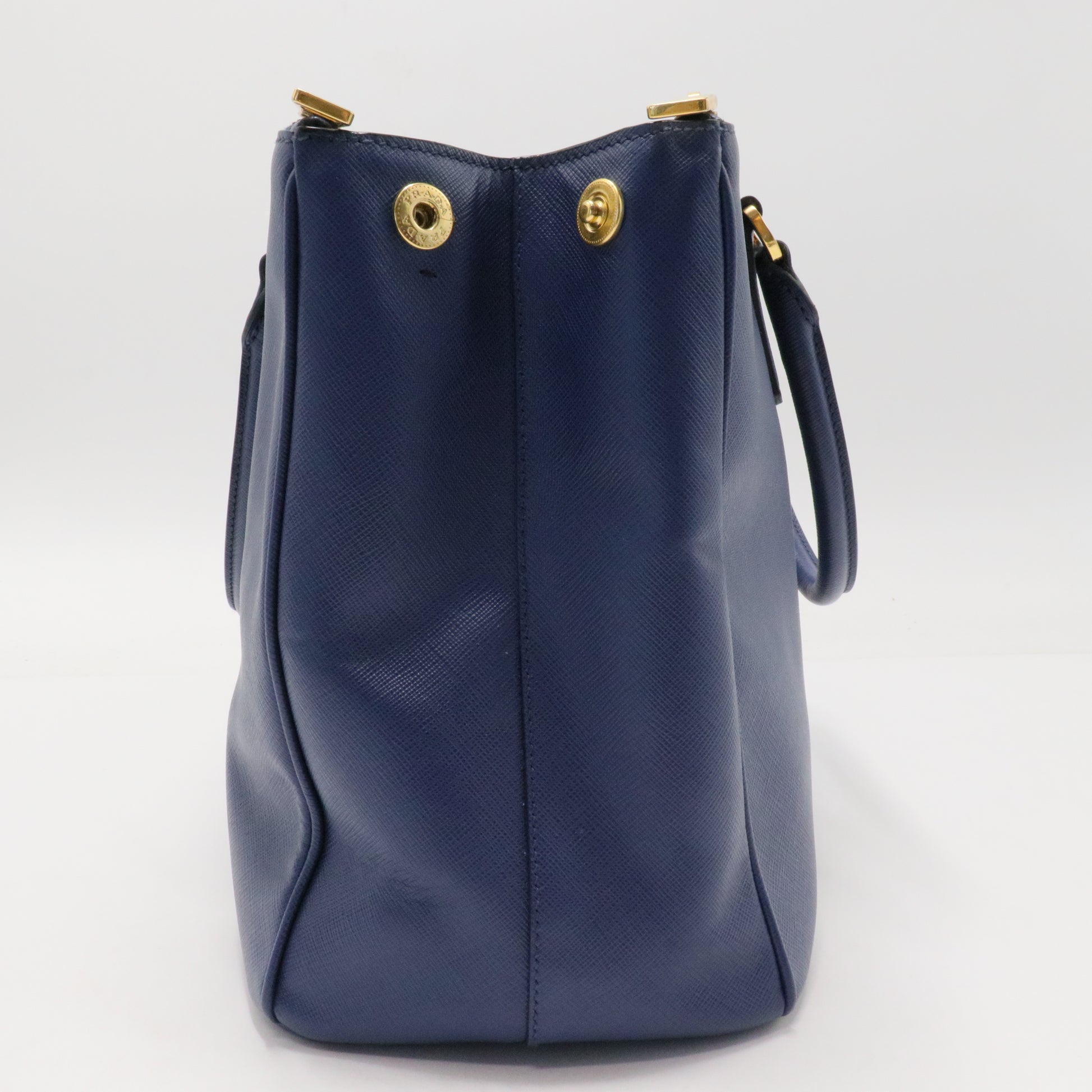 Saffiano Lux Leather Galleria Double Zip Medium