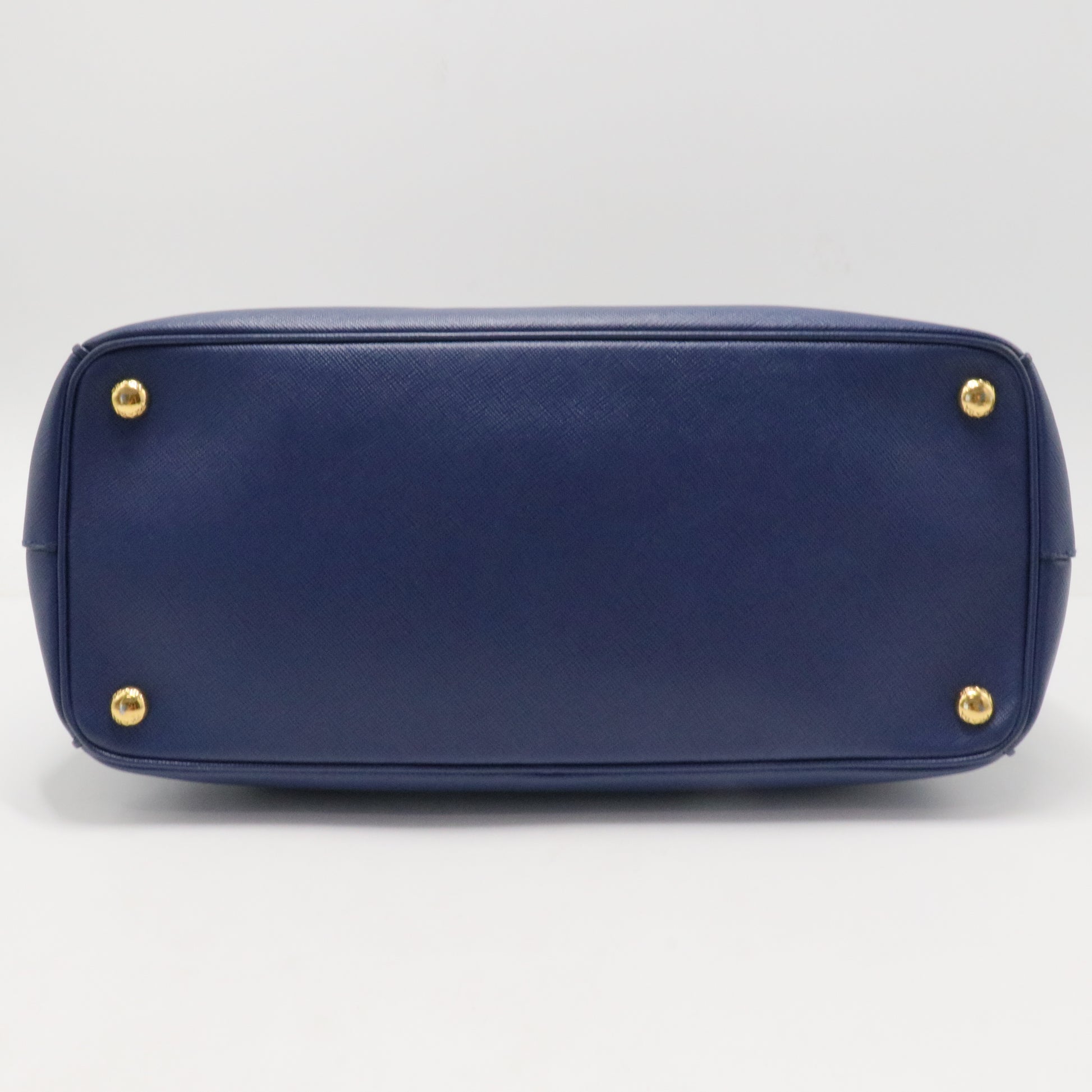 Saffiano Lux Leather Galleria Double Zip Medium