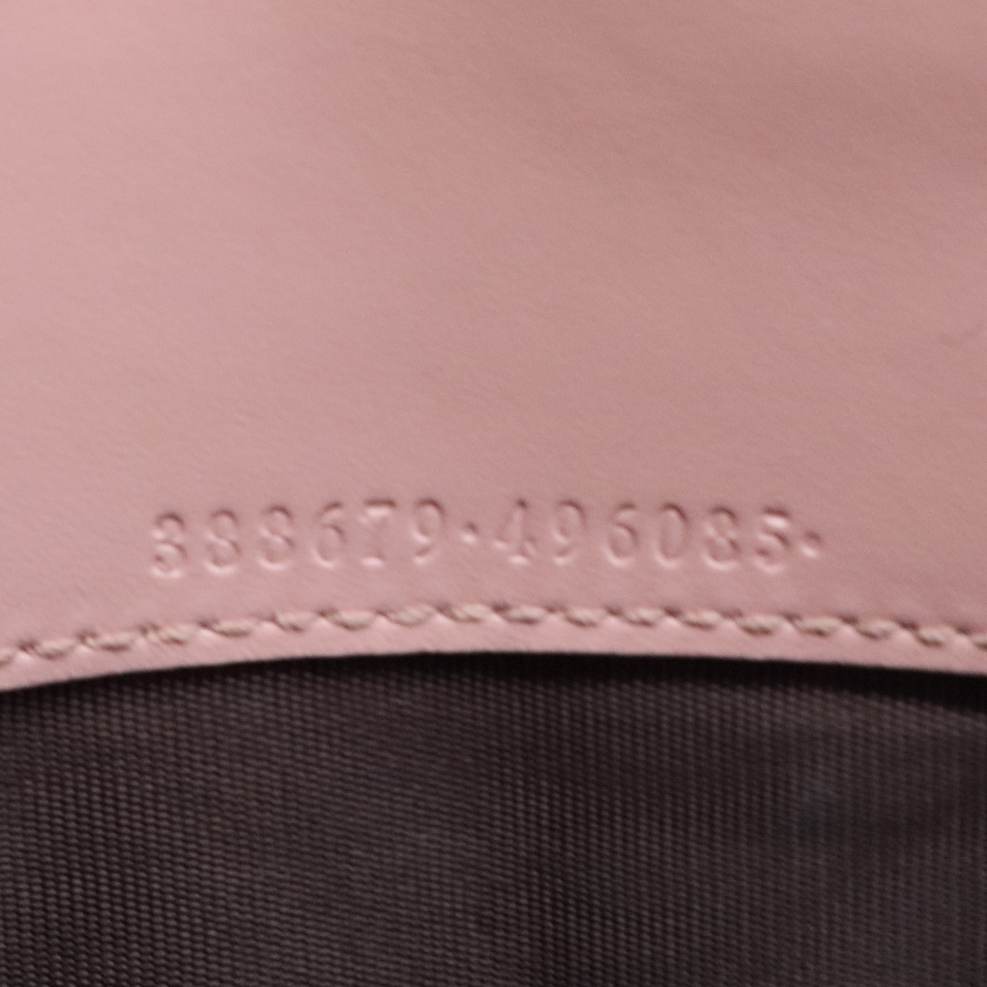 Bow Continental Wallet Guccissima Leather