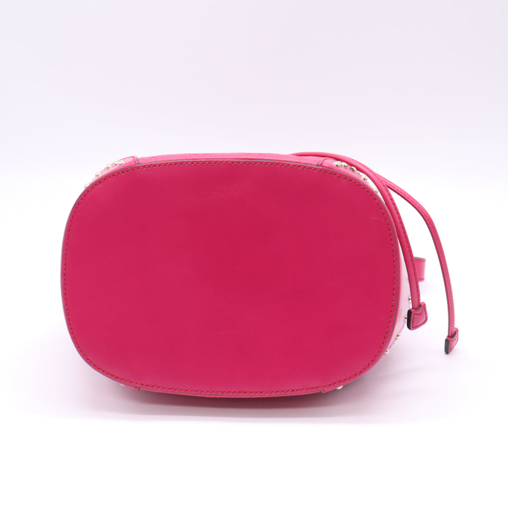 Gucci Hot Pink Diamante Textured Leather Hilary Medium Bucket Bag twins B23560