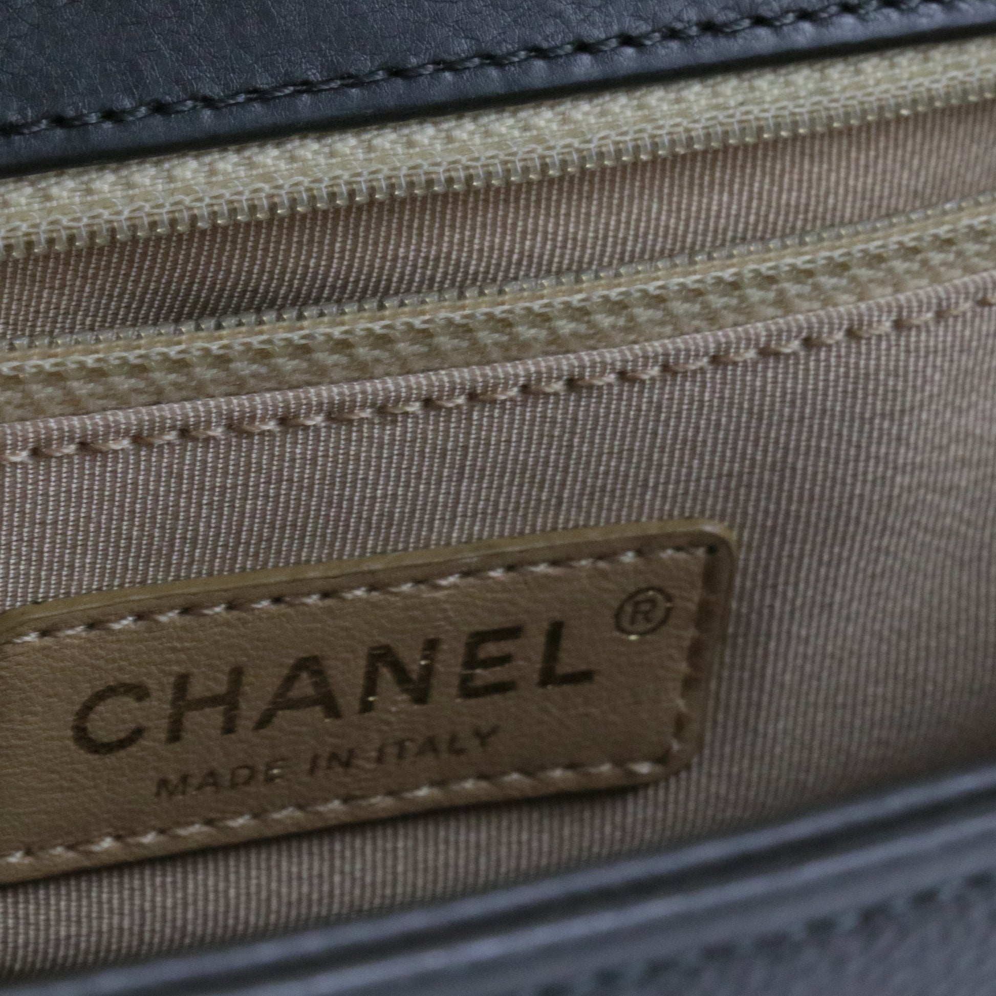 Label Click Flap Bag Quilted Calfskin